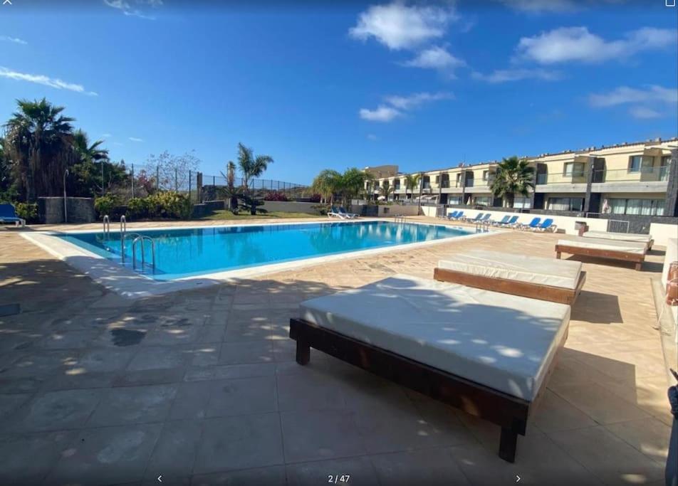 Luxury Oceanview Villa de Nava with heated private pool