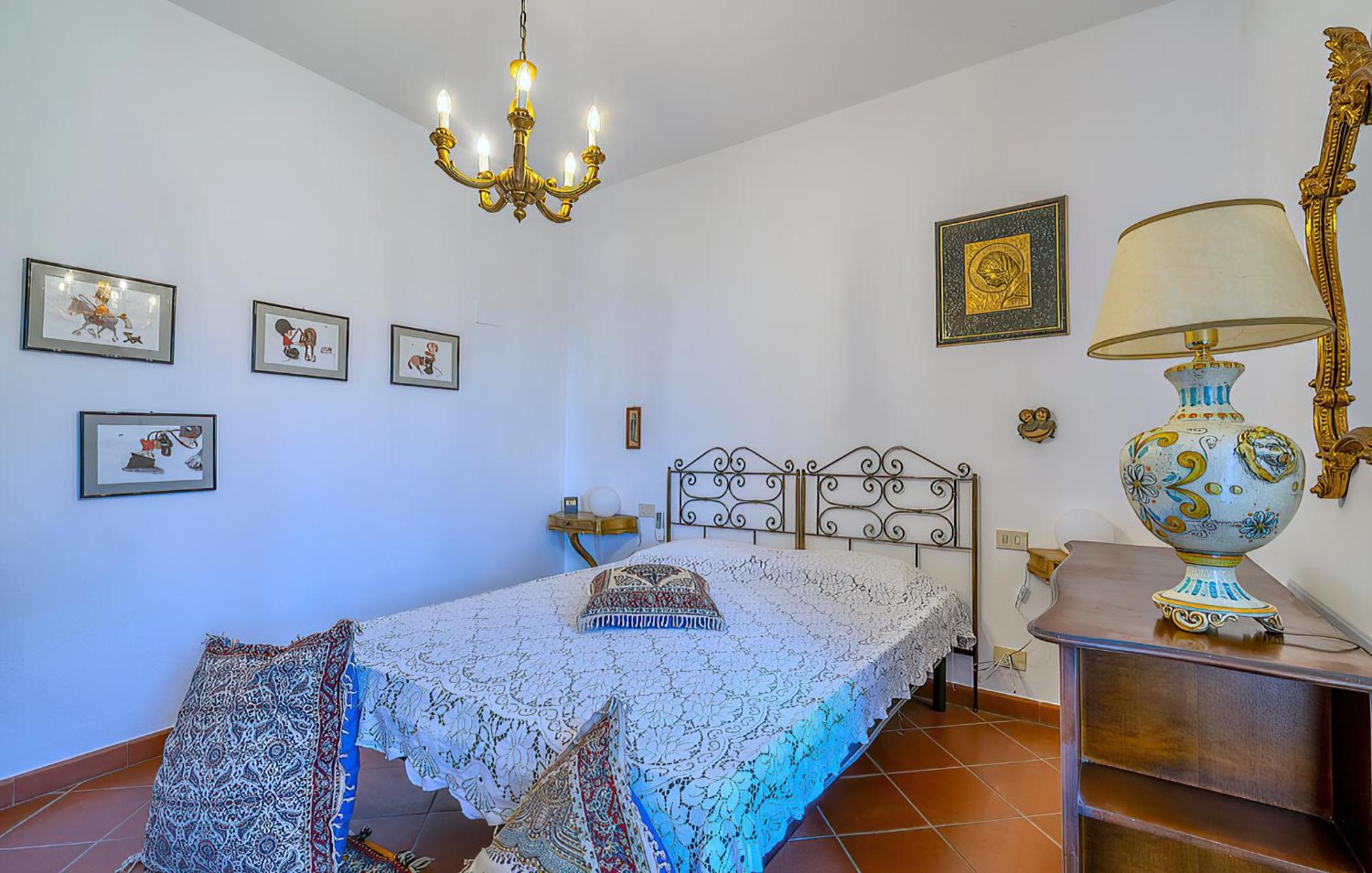 Tuscany Villa Gorello. Villa in Toscana. Jacuzzi con tetto in cristallo,piscina photo 5