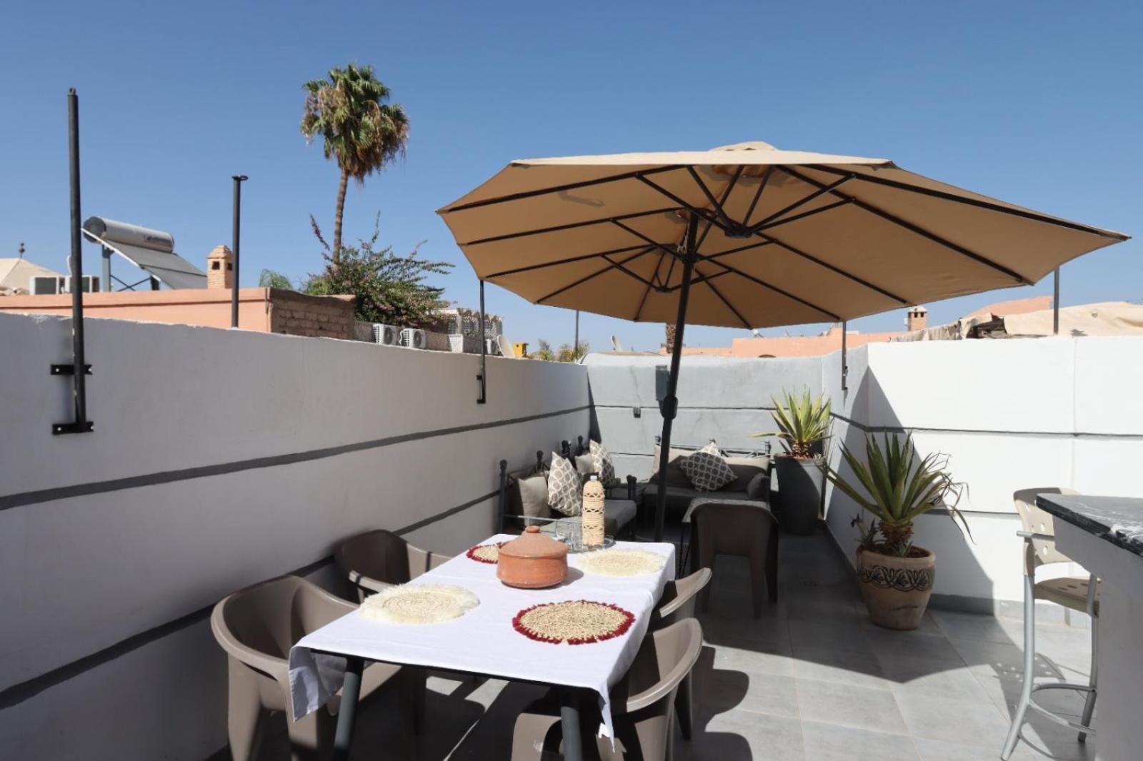 Riad Modern Bed & Breakfast - Top location view 4