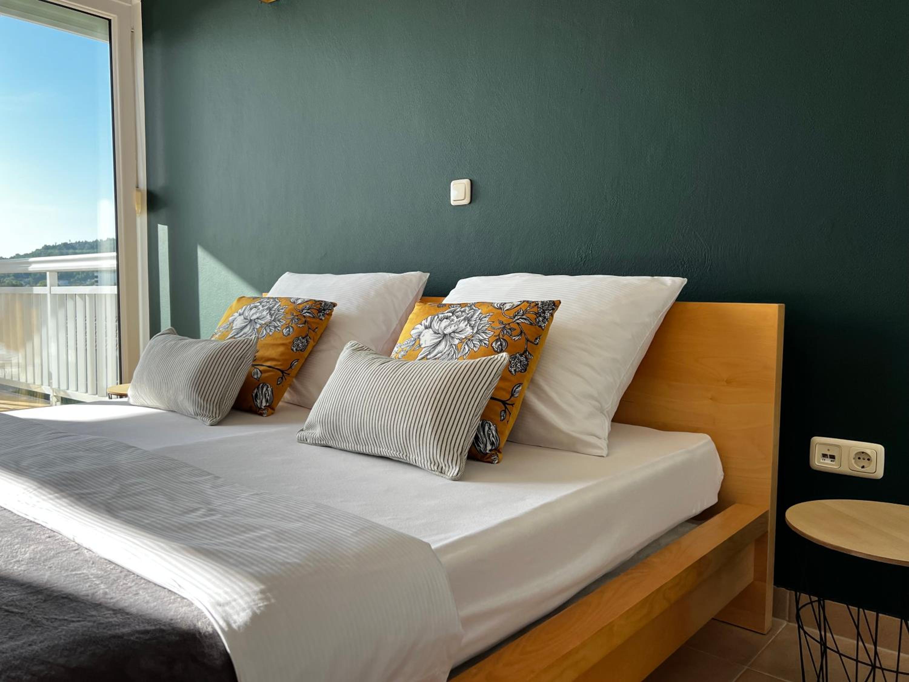 Kavajin Rooms