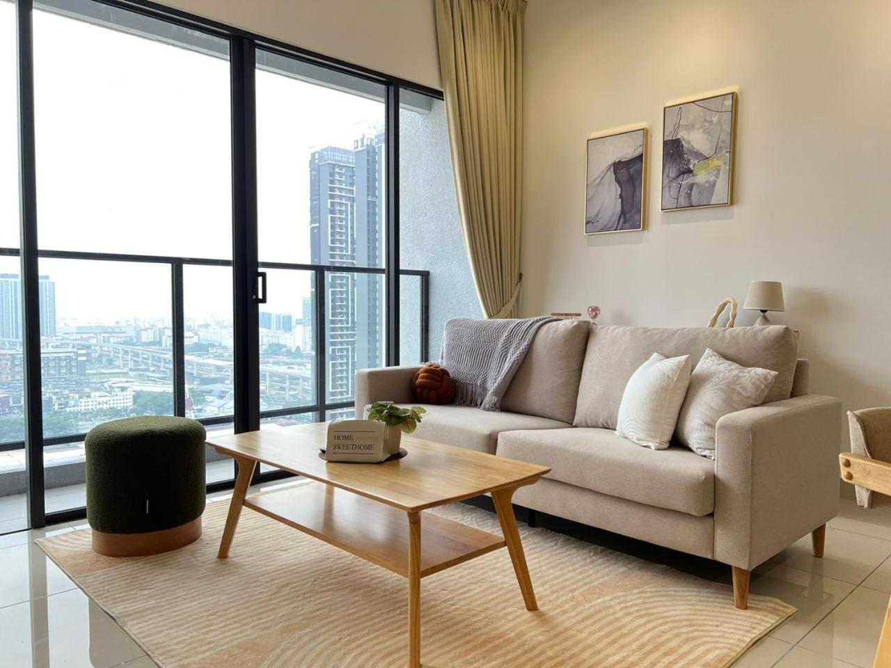 KLCity & KLCC View Modern Style 2R2B - 6 pax