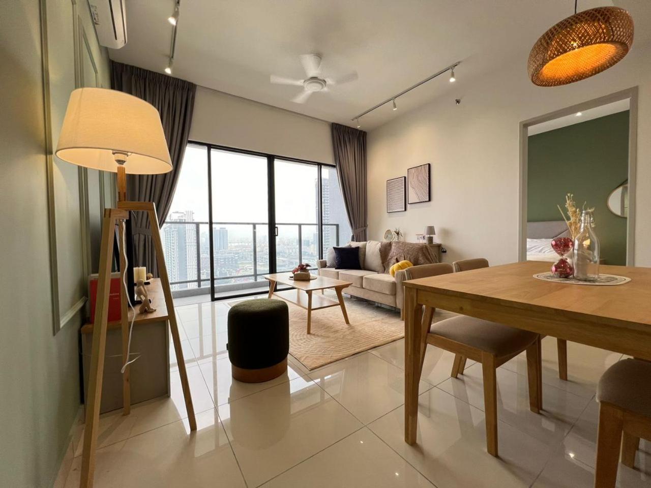 KLCity & KLCC View Modern Style 2R2B - 6 pax