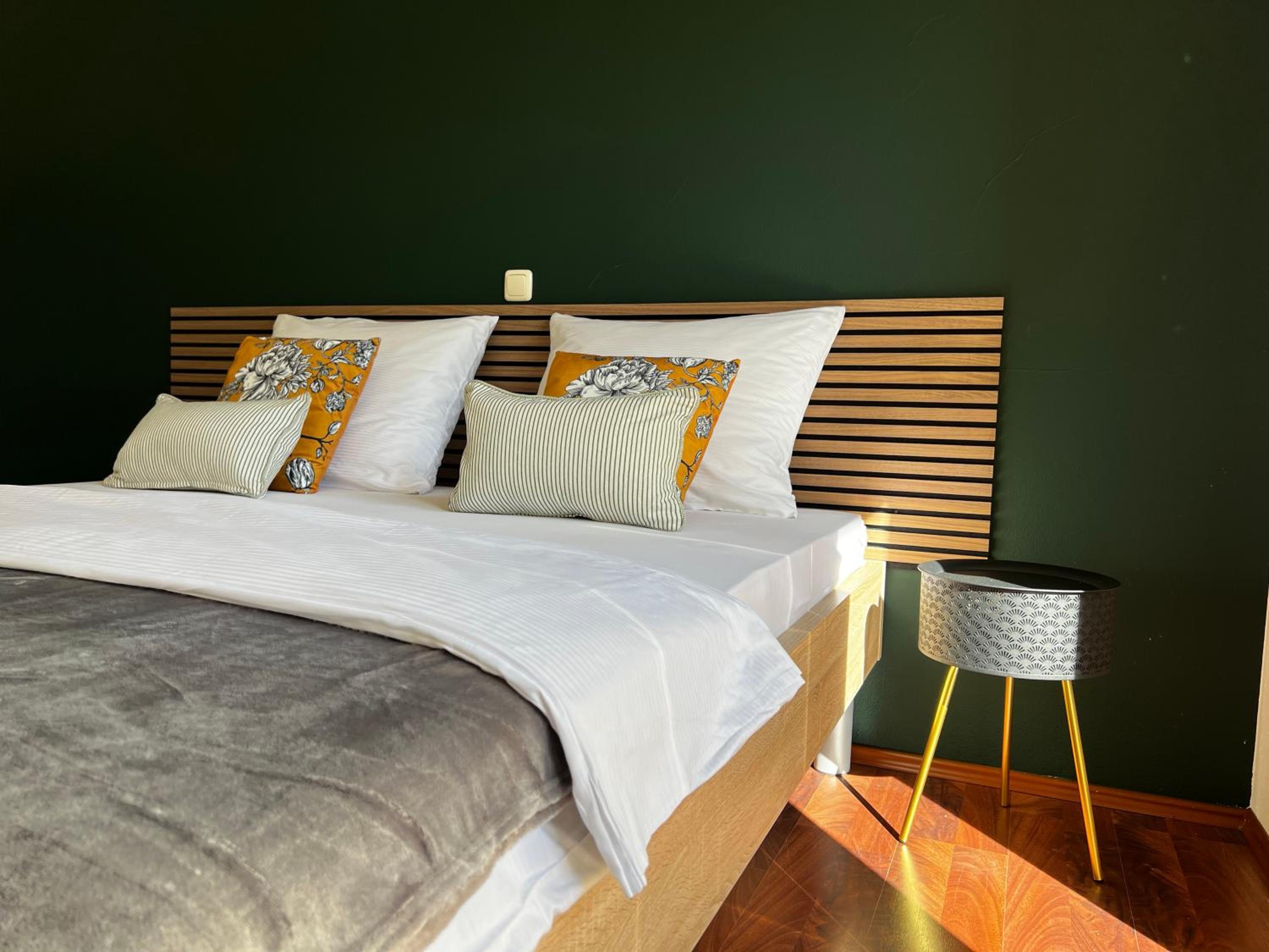 Kavajin Rooms