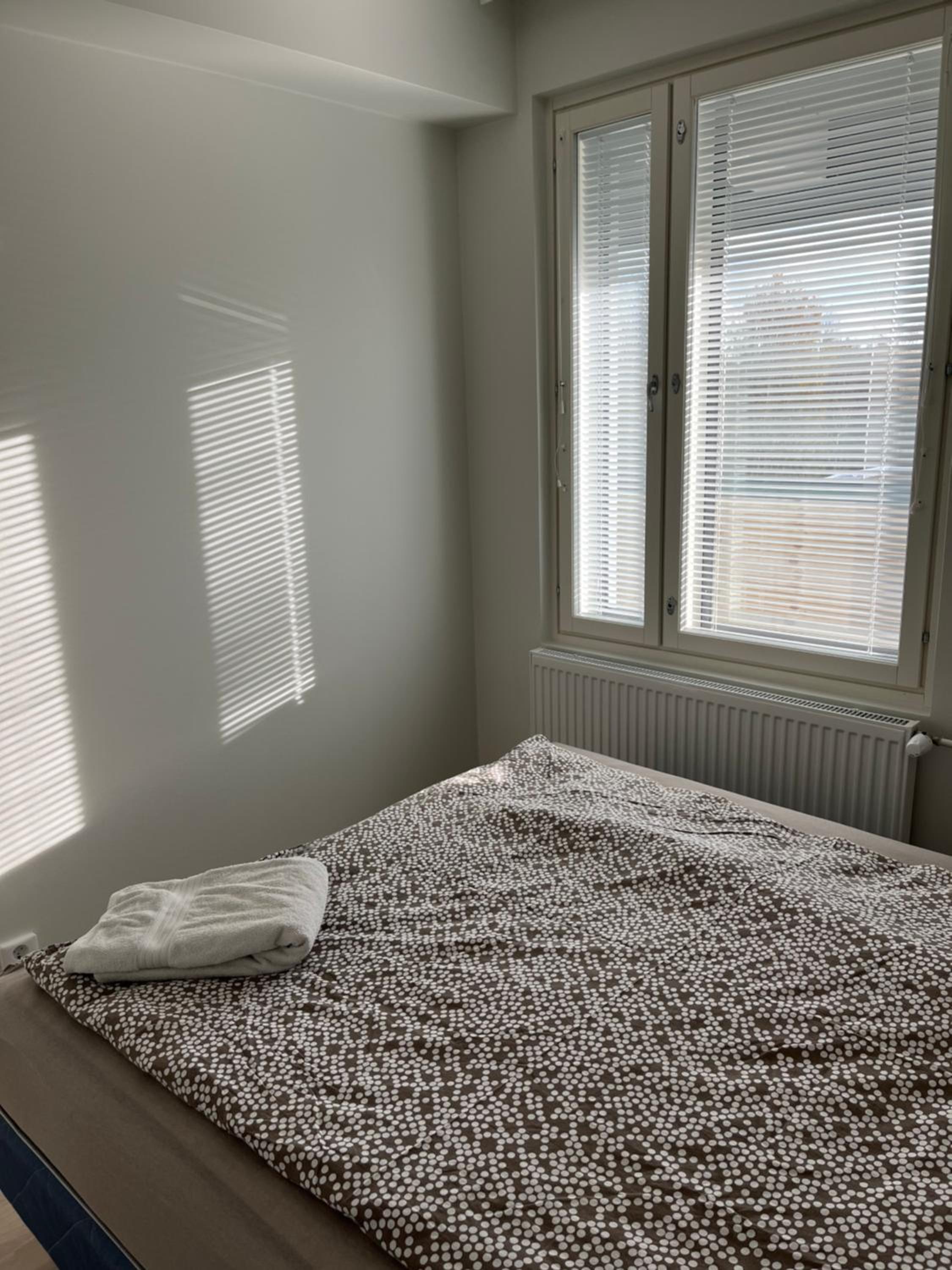 New built One bedroom Apartment nearby Train station