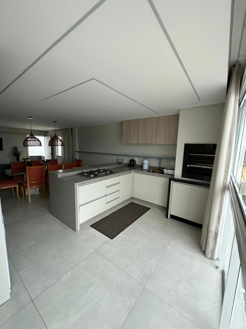 Apartamento Frente Mar em Porto Belo view 5