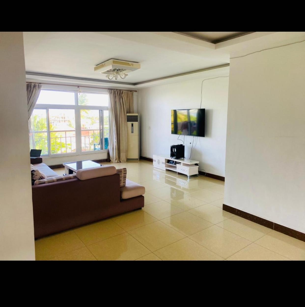 Beachfront M. A.apartment view 3