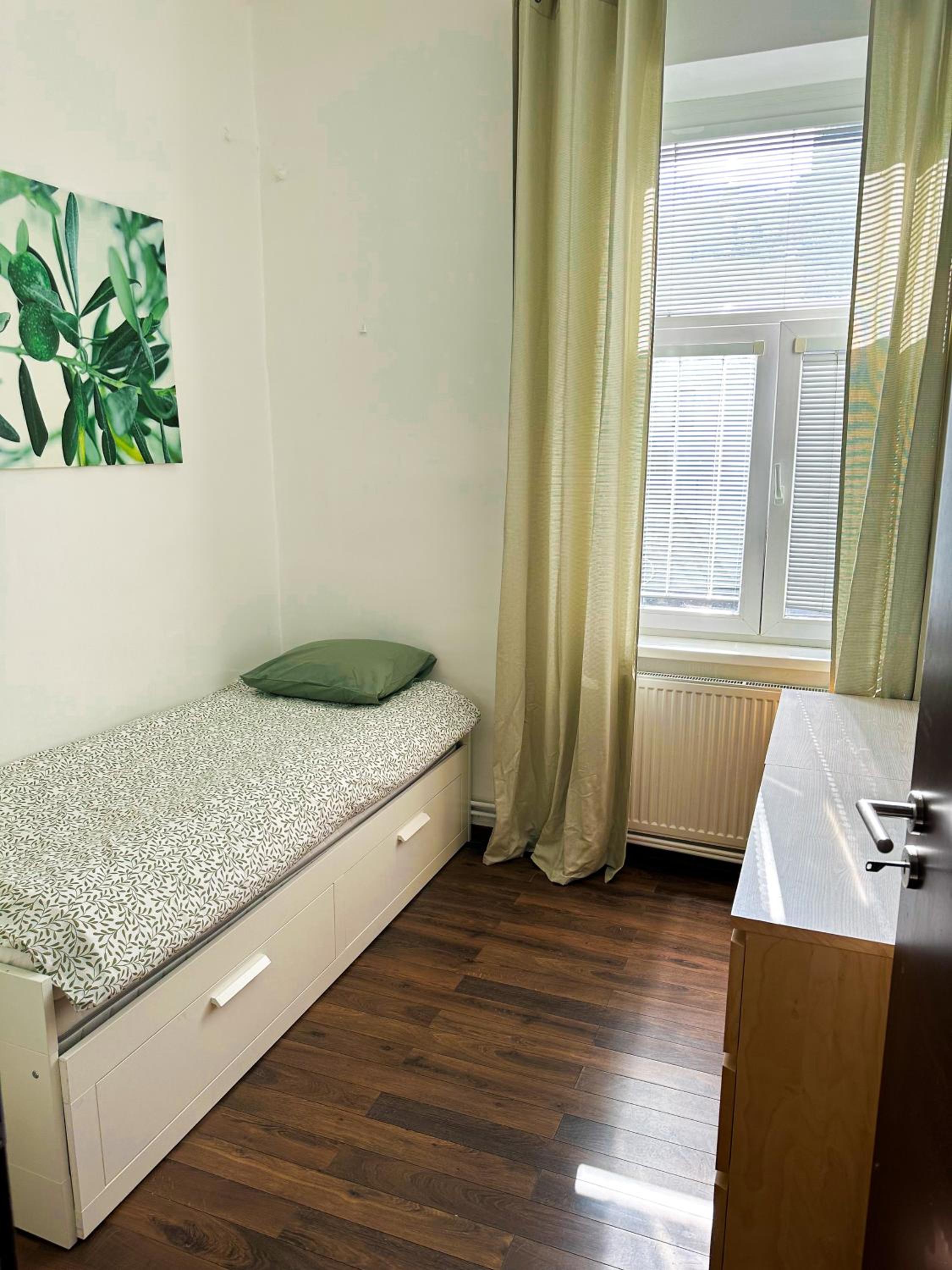 Spacious city centre apartment