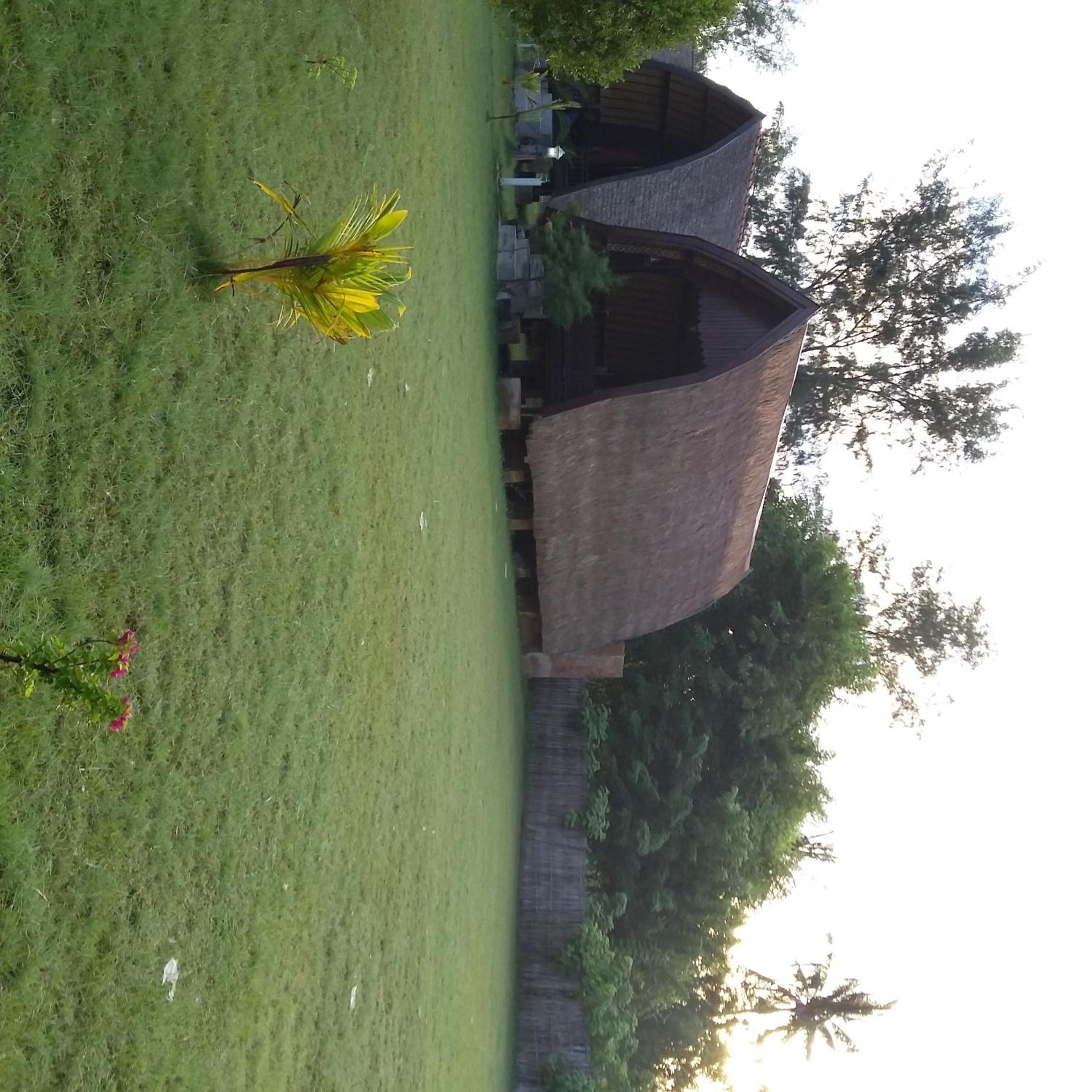 Sasak Island Bungalows view 2