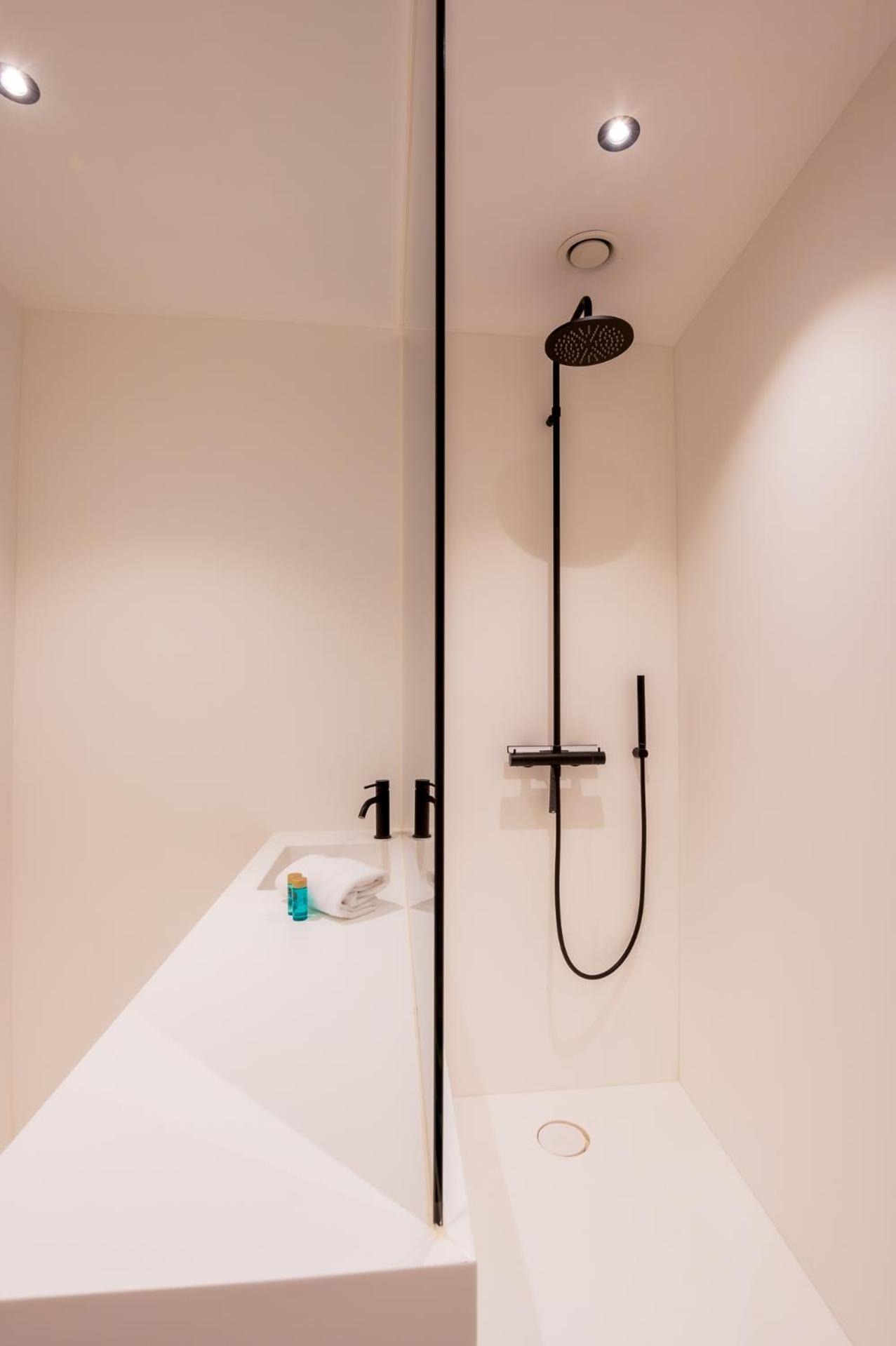 Dunvegan - City centre luxurious apartment for 5