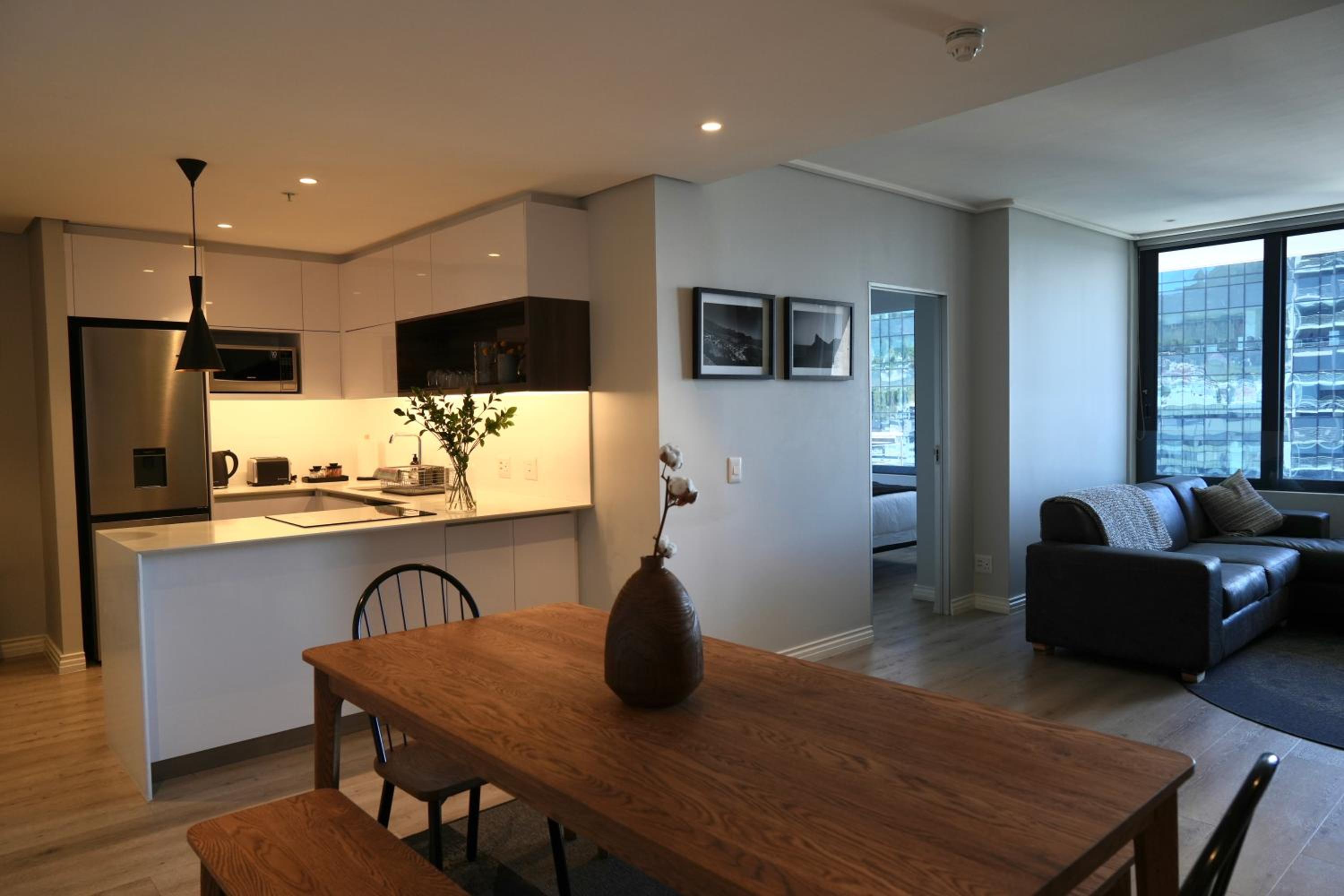 16 on Bree, Luxury Two bedroom Apartment view 3