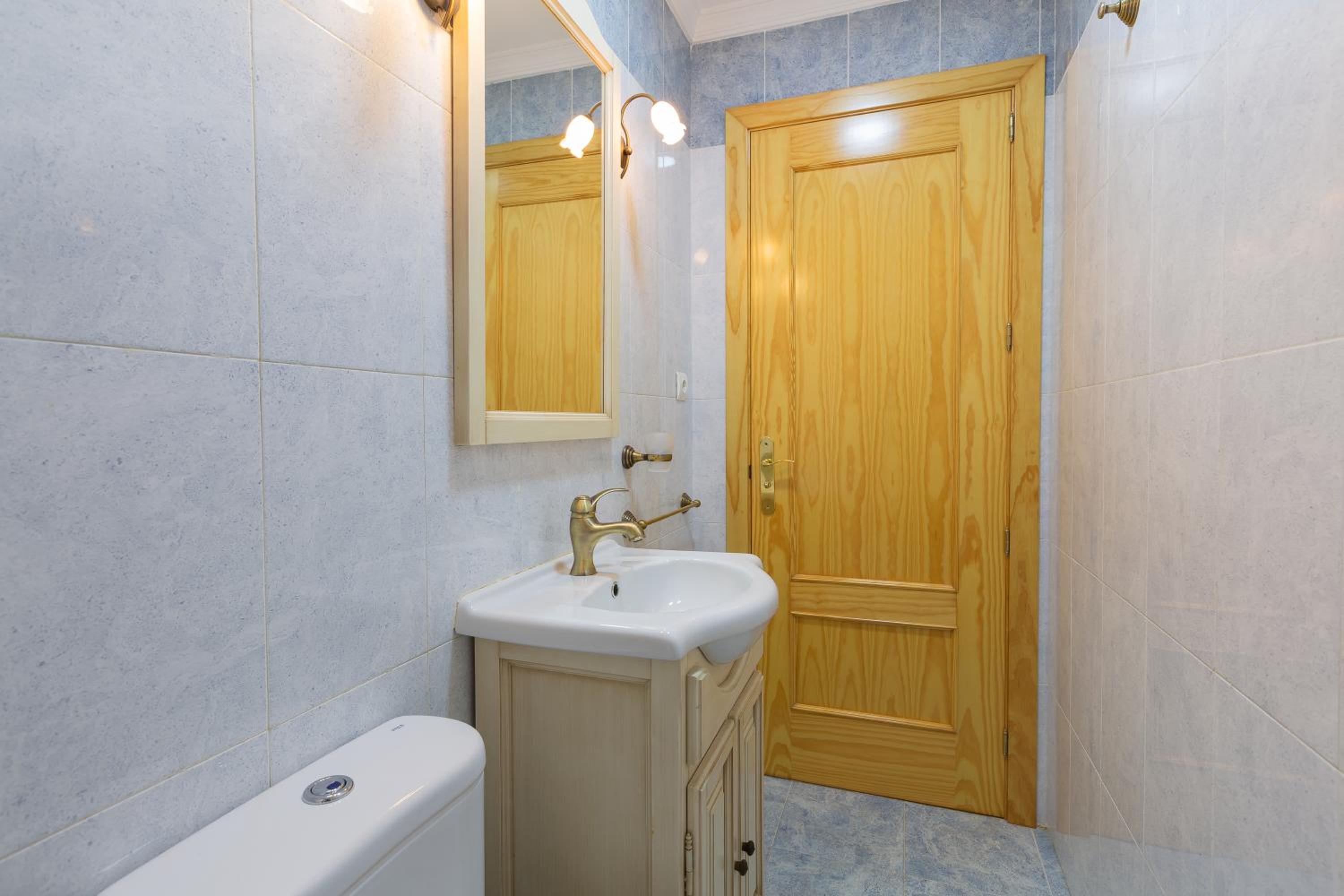 Balcón de Picasso: Bright apartment with incredible views