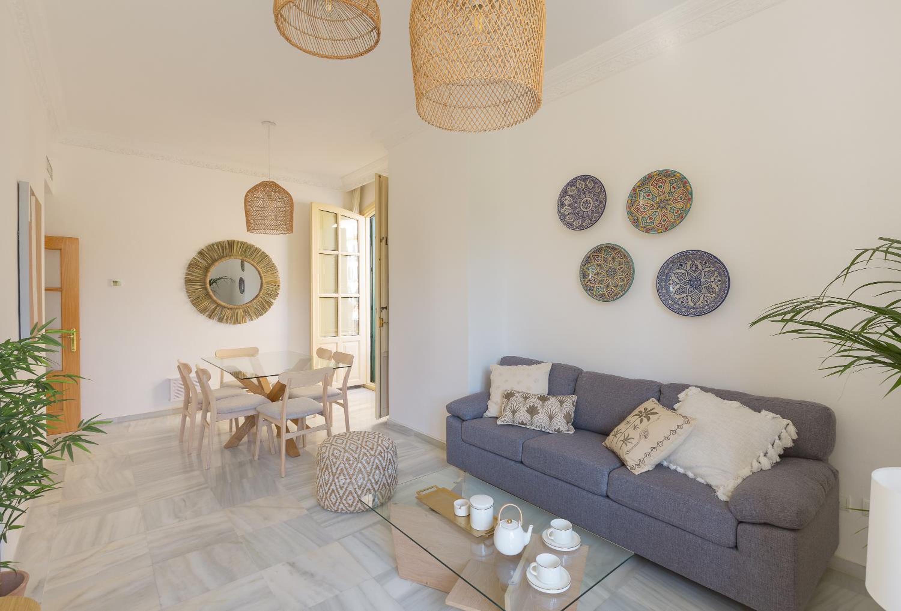 Balcón de Picasso: Bright apartment with incredible views