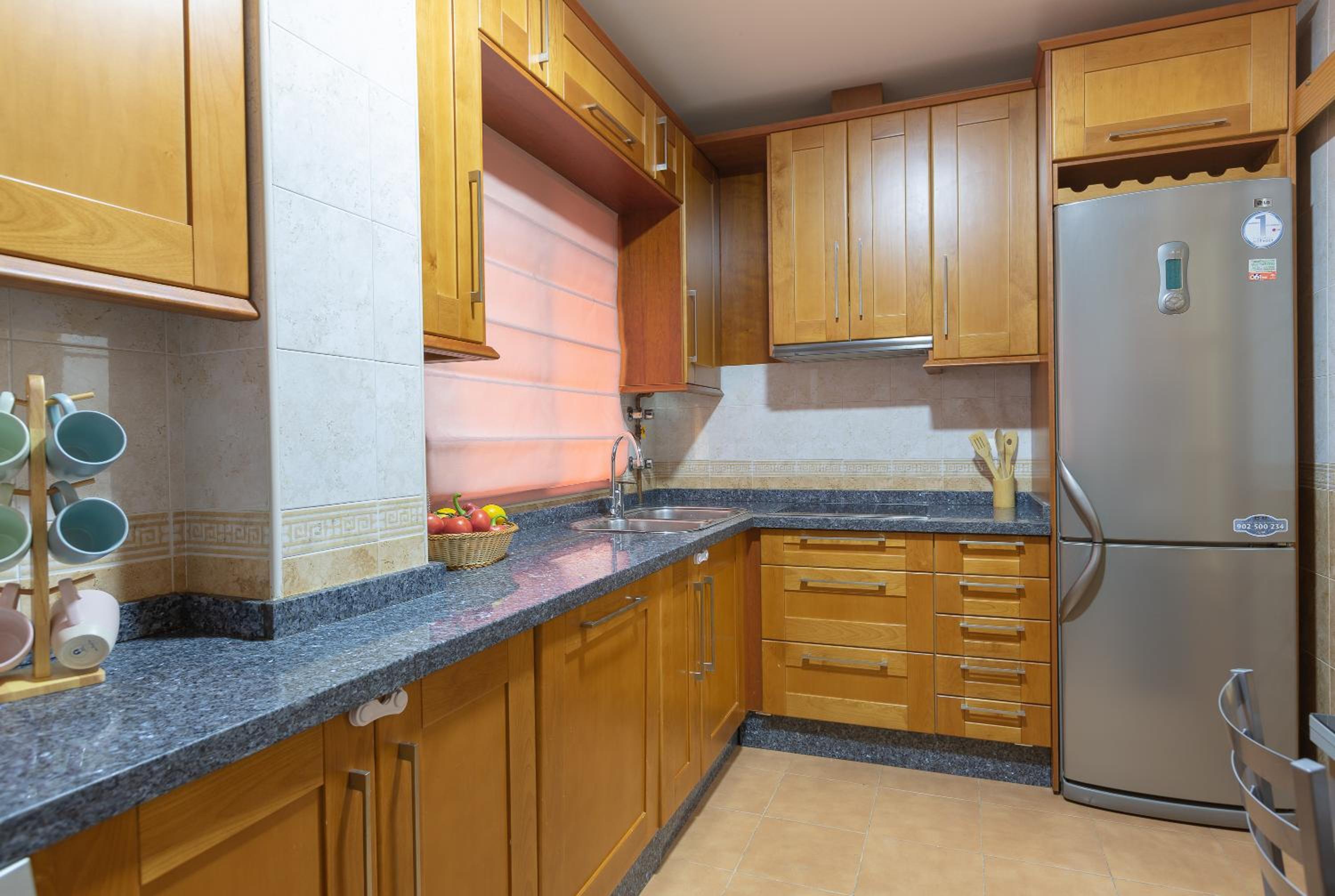 Balcón de Picasso: Bright apartment with incredible views