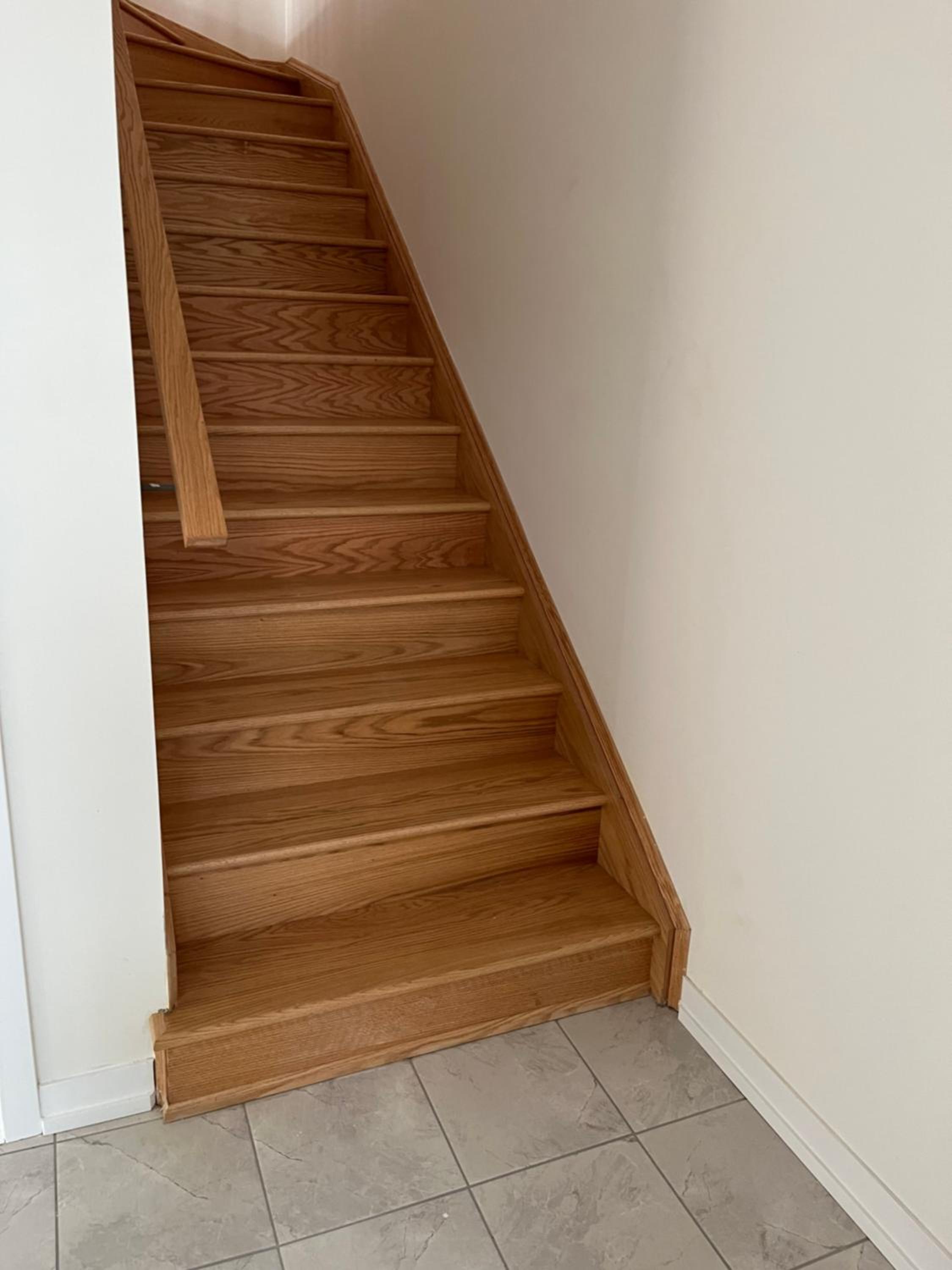 Luxury Townhouse In Milton