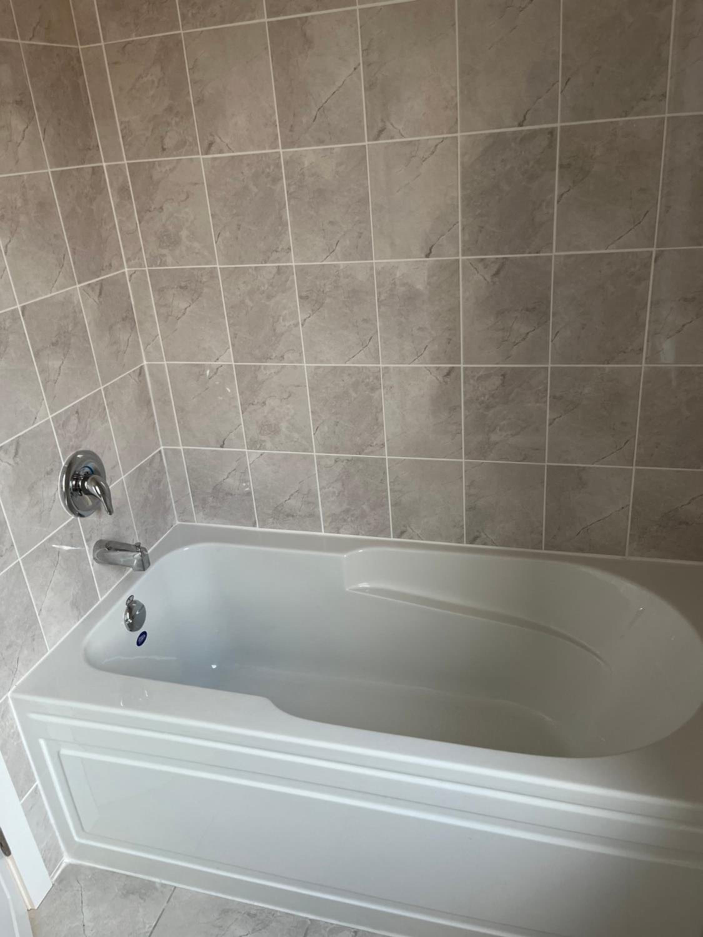 Luxury Townhouse In Milton