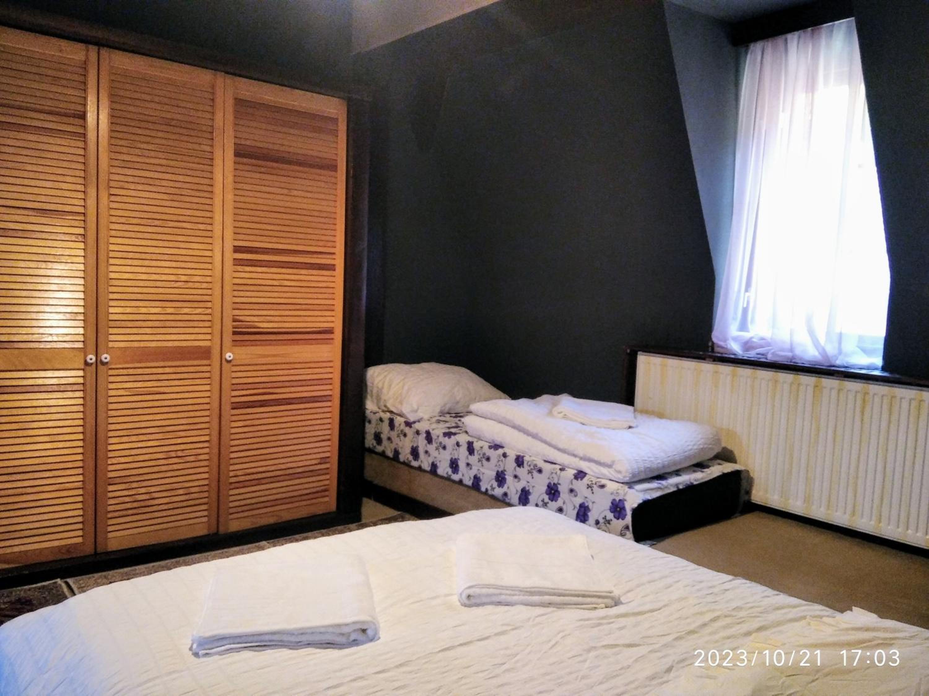 CASTEL RESIDENCE