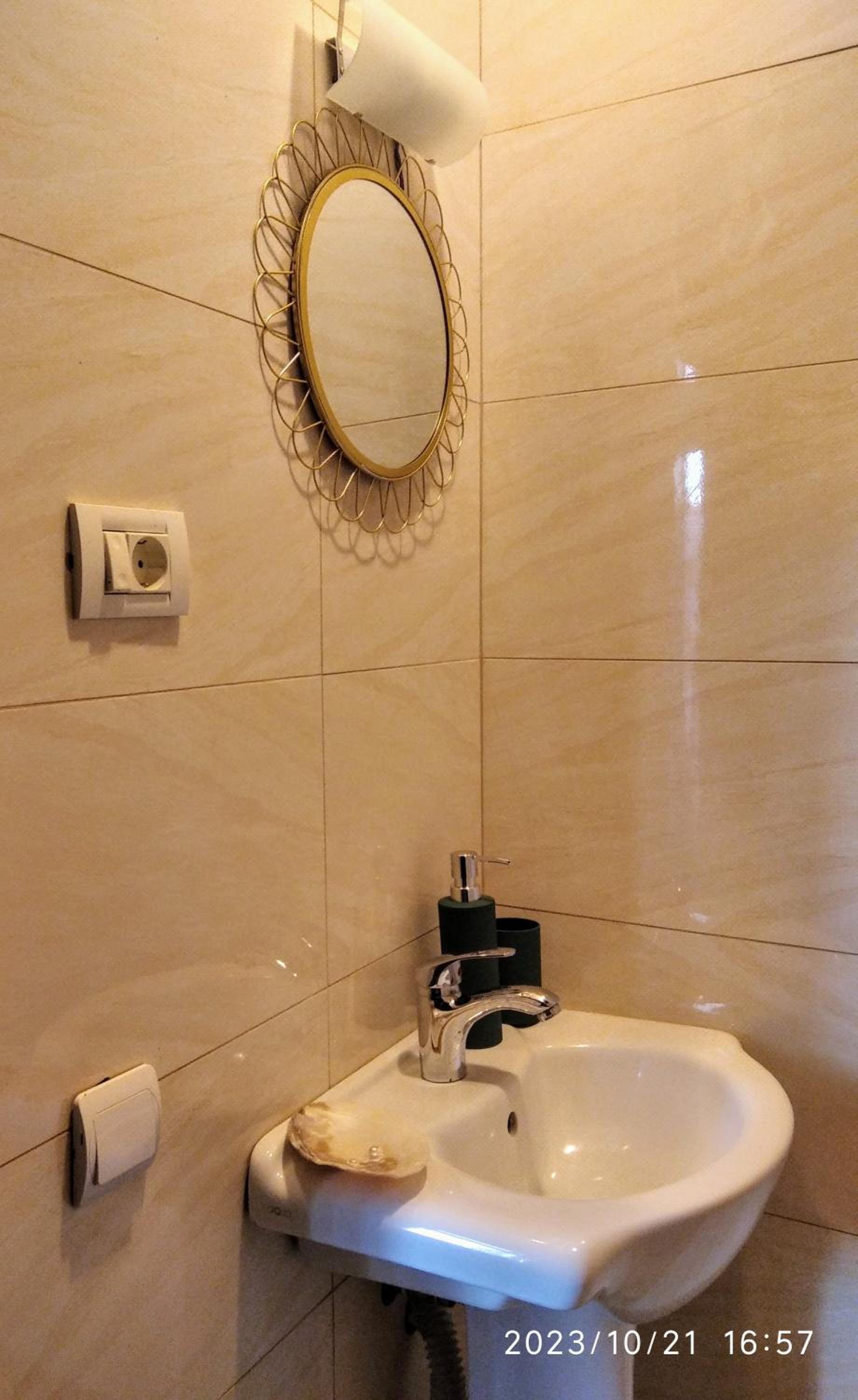 CASTEL RESIDENCE