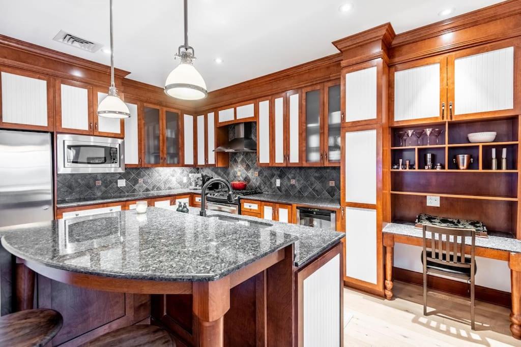 Ski In/Ski Out Luxury Tremblant Chalet