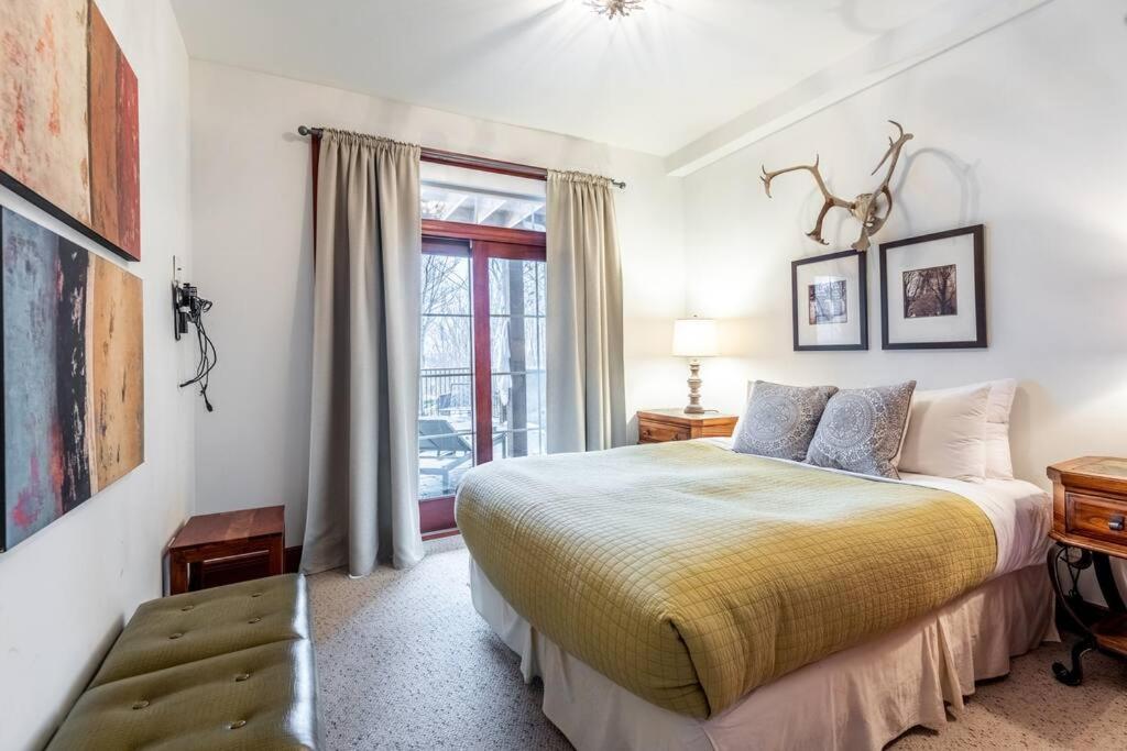Ski In/Ski Out Luxury Tremblant Chalet