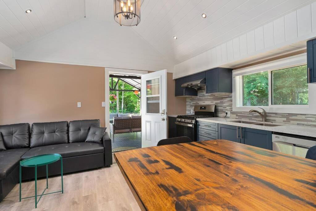 Deer Den cottage in Huntsville