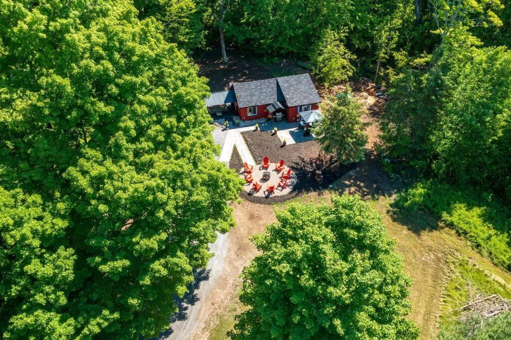 Huntsville Vacations - Deer Den cottage in Huntsville - Property Image 1