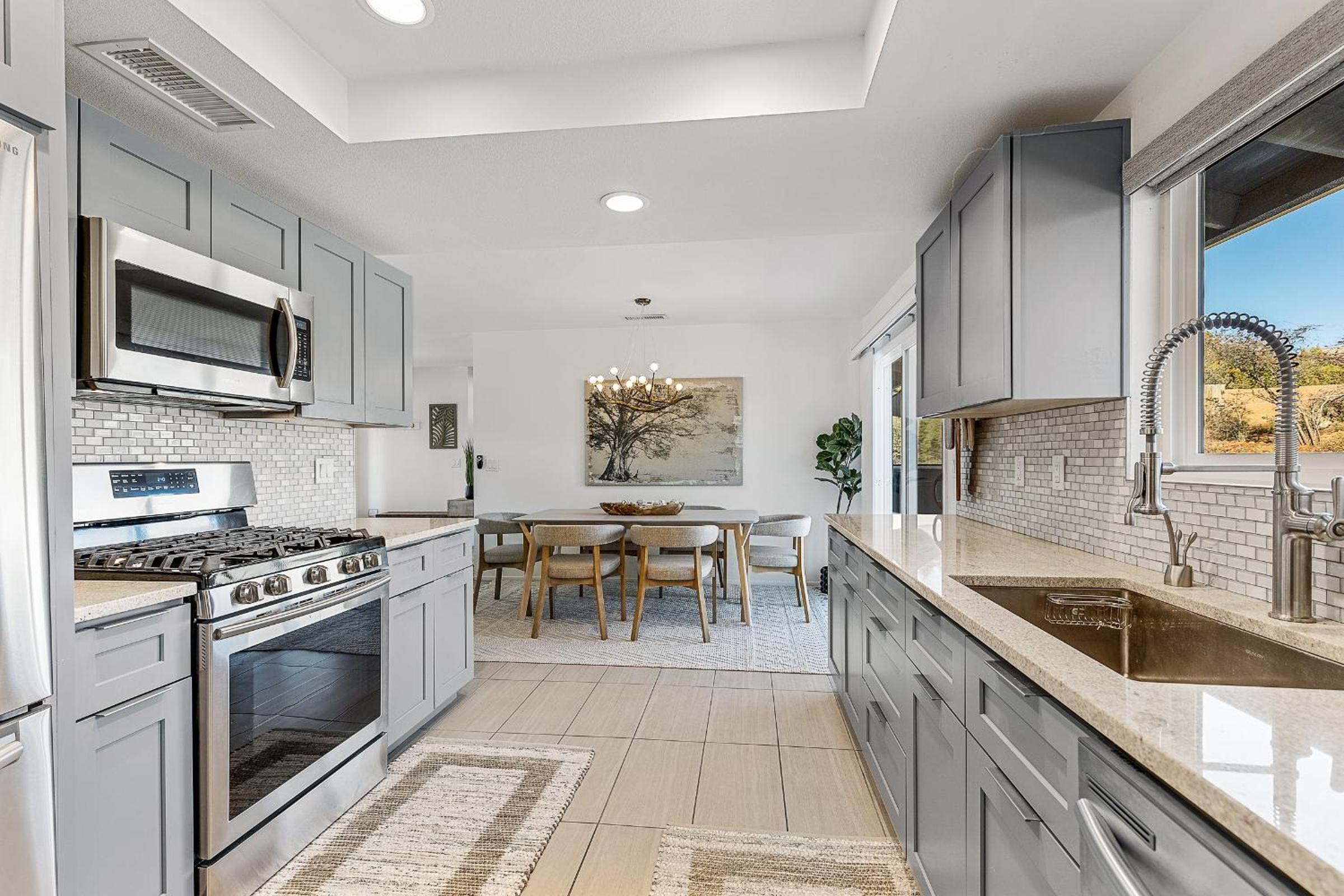 Trendy 3BR in Sedona: Hot Tub/Fire-pit /Central Location view 4