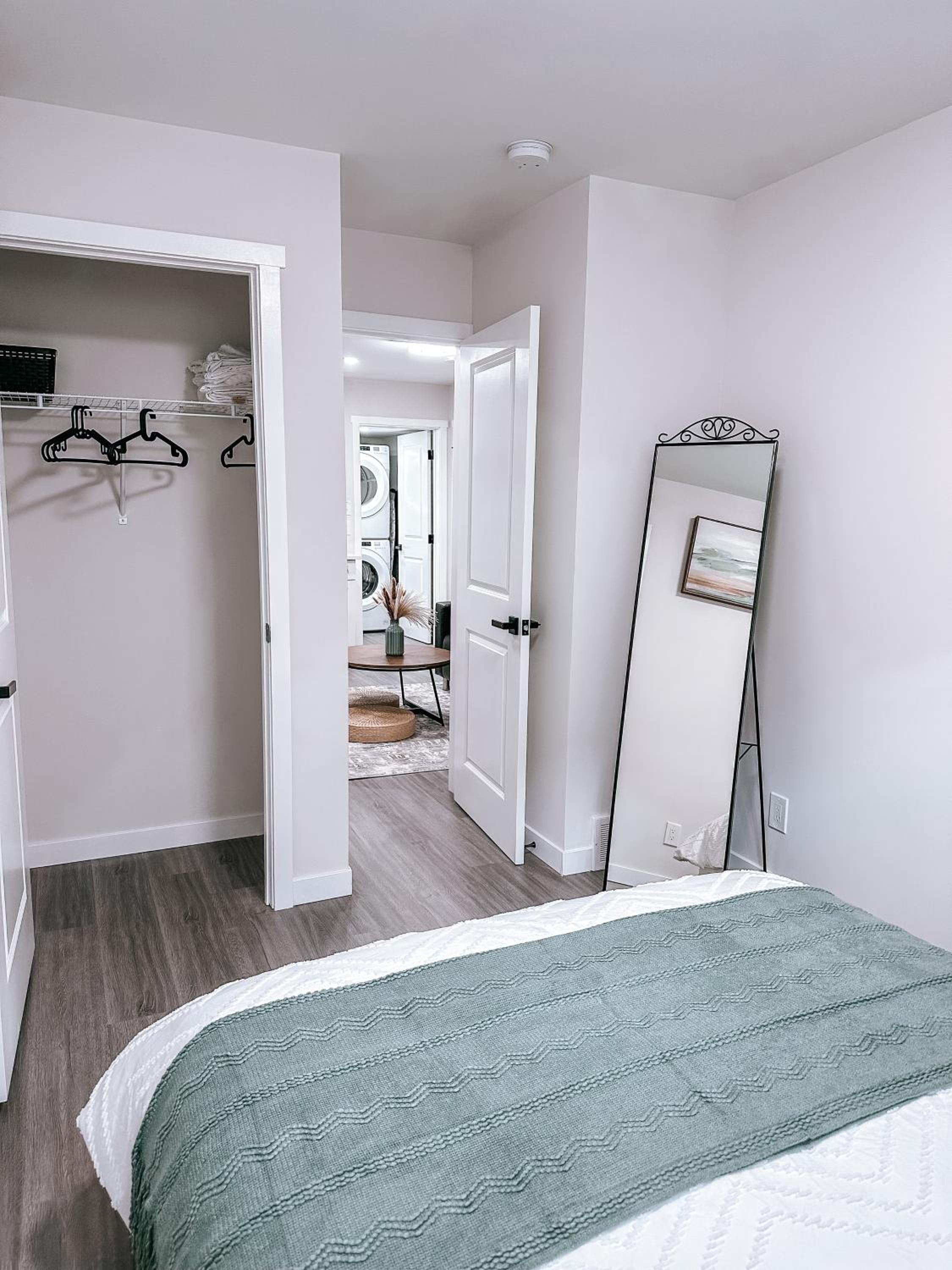 Brand New 2 Bedroom Basement Suite in Calgary