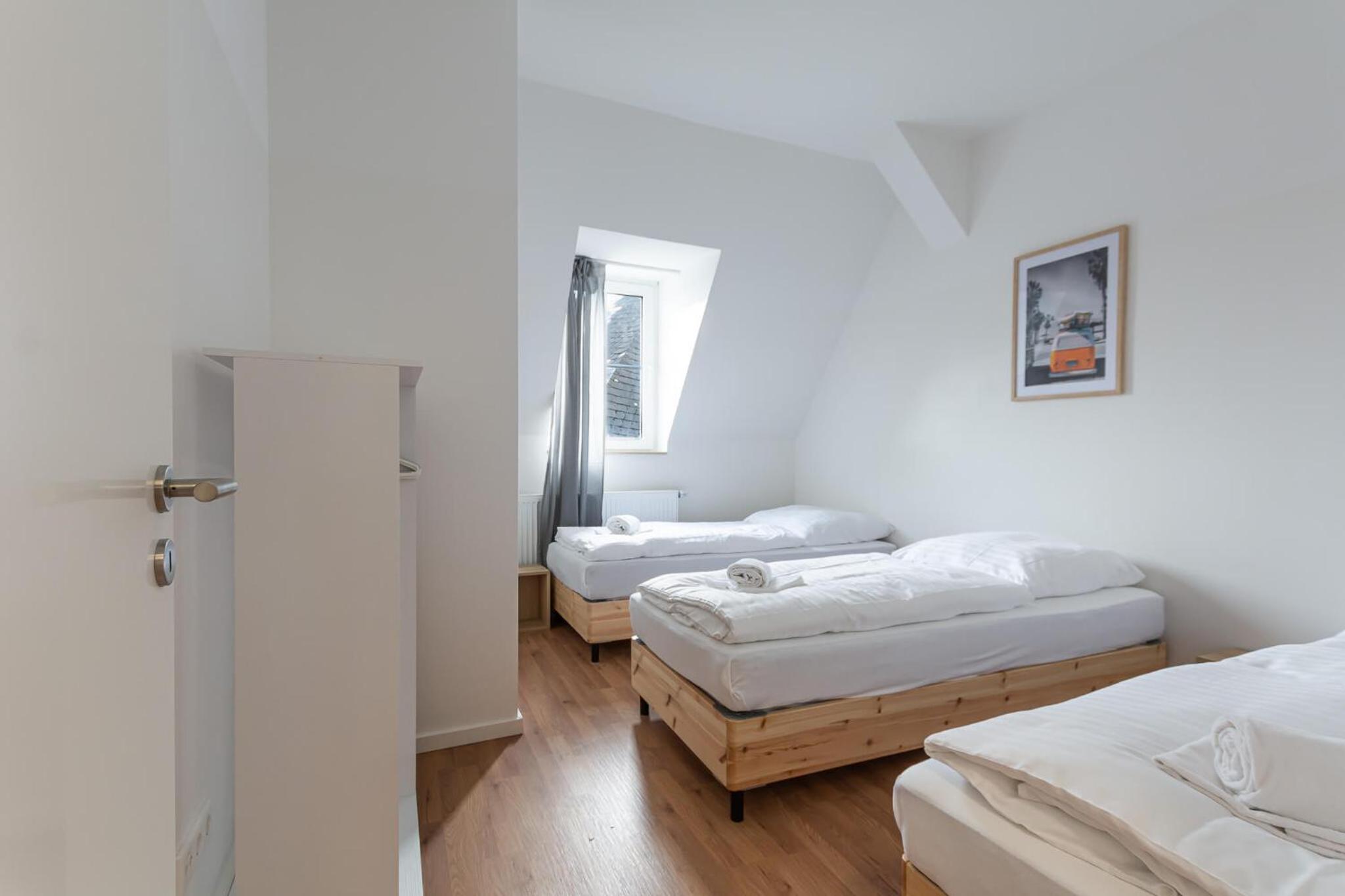 T&K Apartments - DUISBURG - AREAL GOETHE 4 Zimmer Maisonetten mit Privatparkplätzen