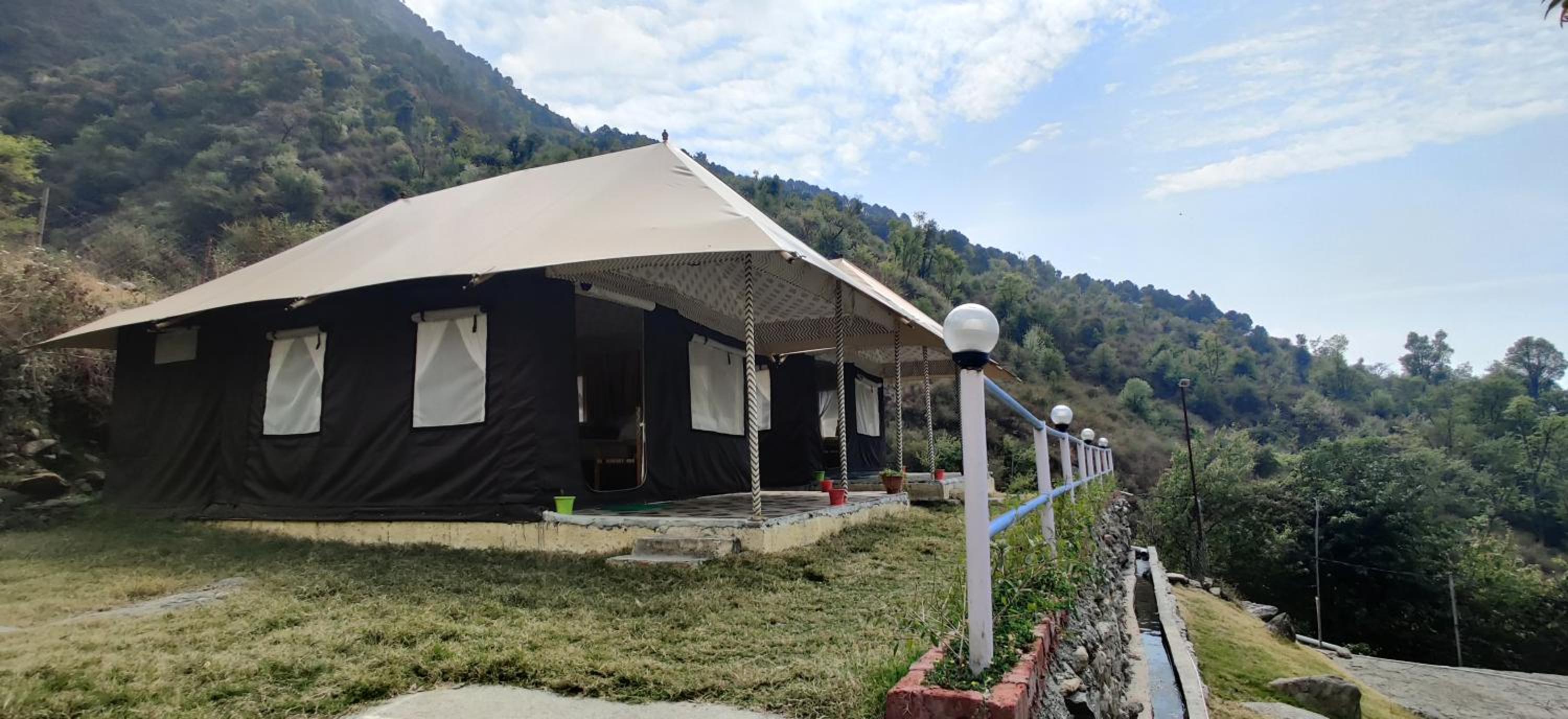 Beaumont Glamping Eco Resort view 5