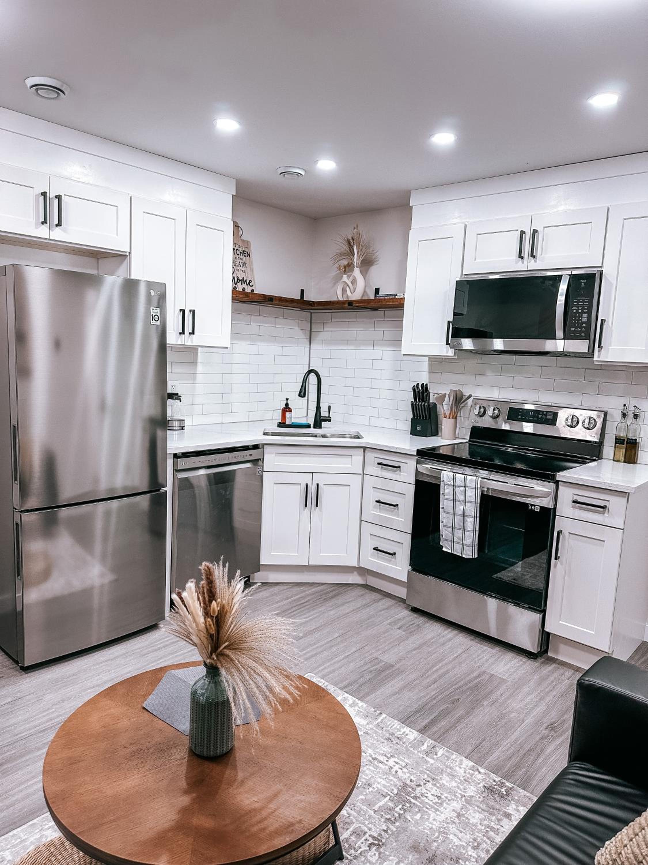 Brand New 2 Bedroom Basement Suite in Calgary