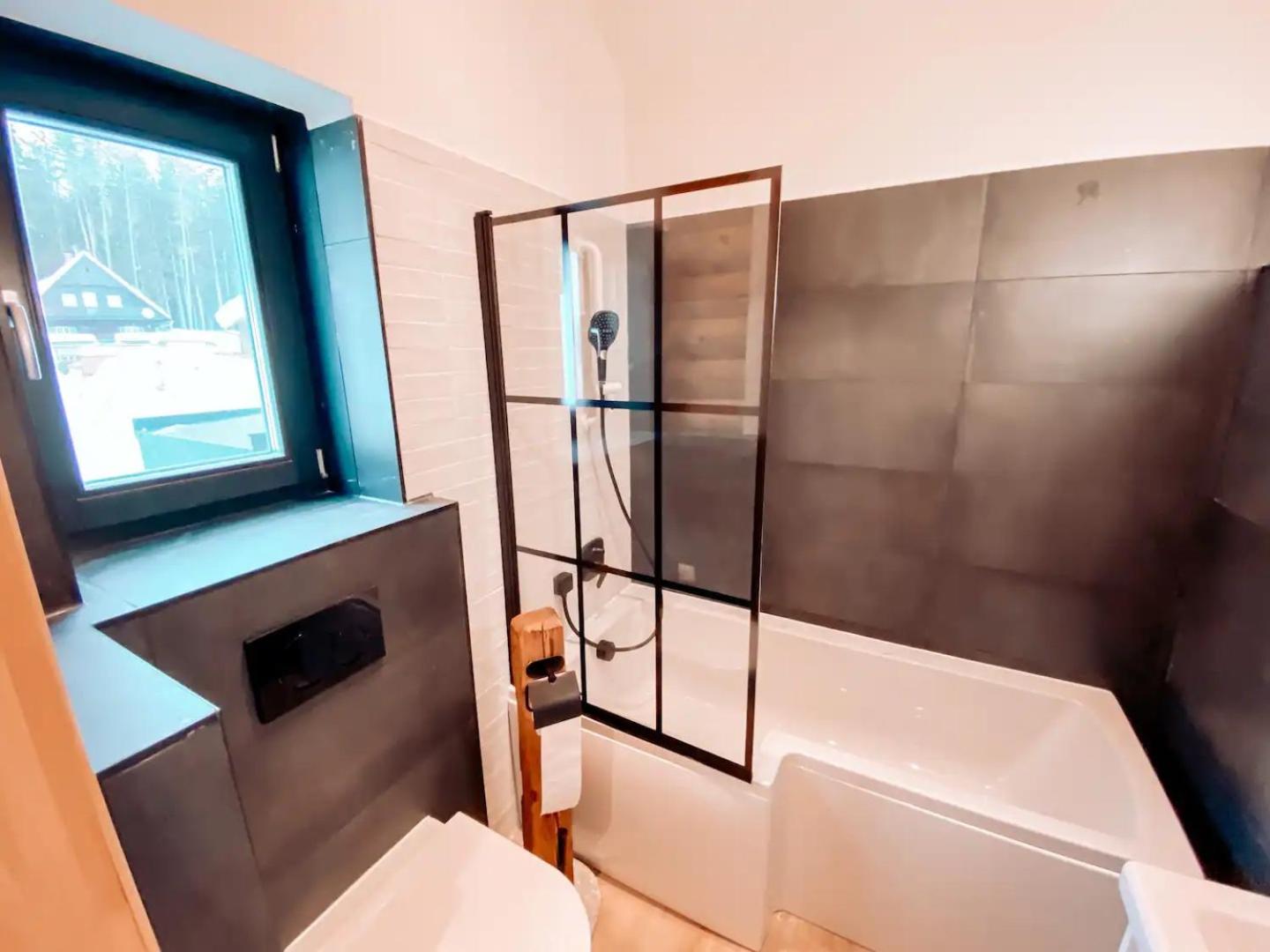 Pur Natur! Wandern und Skifahren - Trahütti Premium Lodges