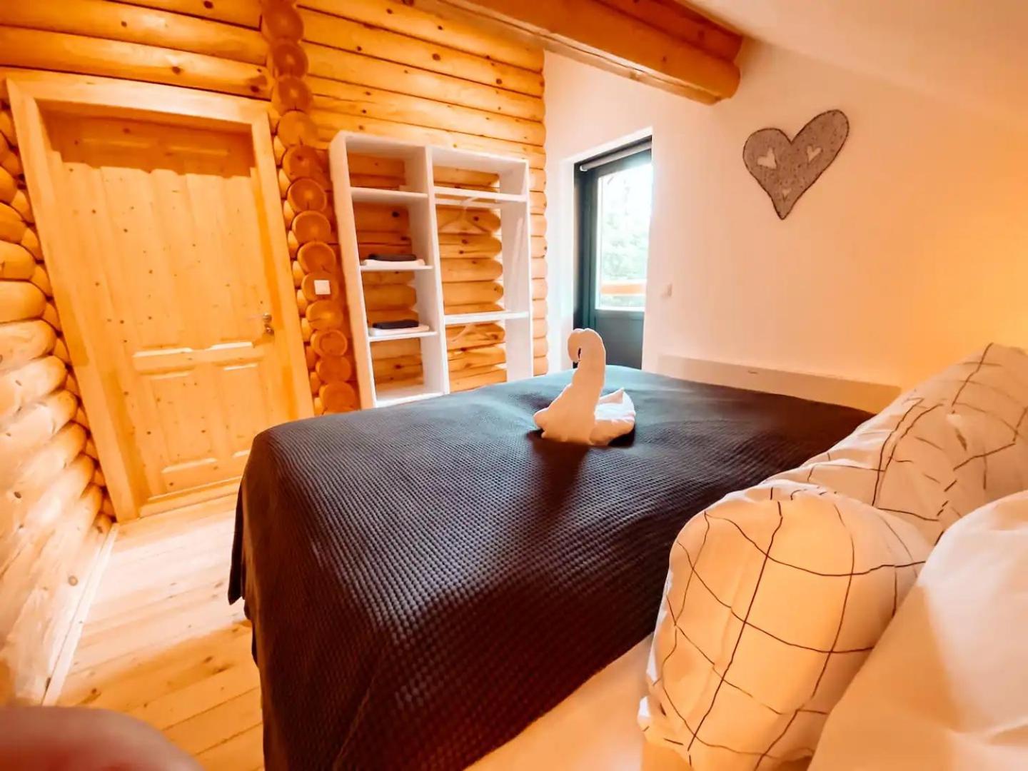 Pur Natur! Wandern und Skifahren - Trahütti Premium Lodges