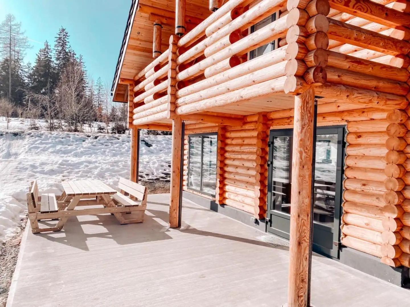 Pur Natur! Wandern und Skifahren - Trahütti Premium Lodges