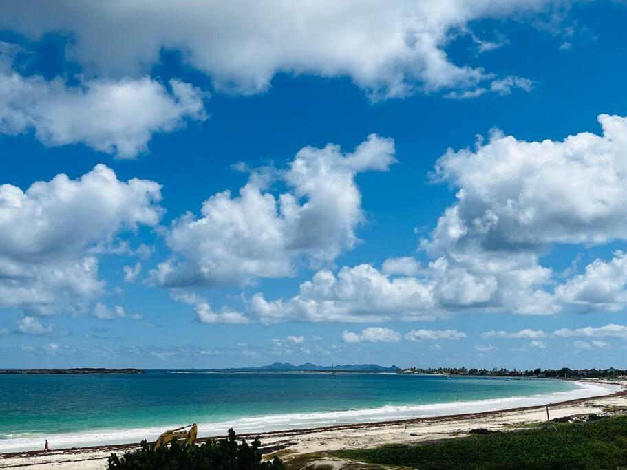 Mont Vernon Secret Magnifique studio sur la plage avec piscine Orient Bay