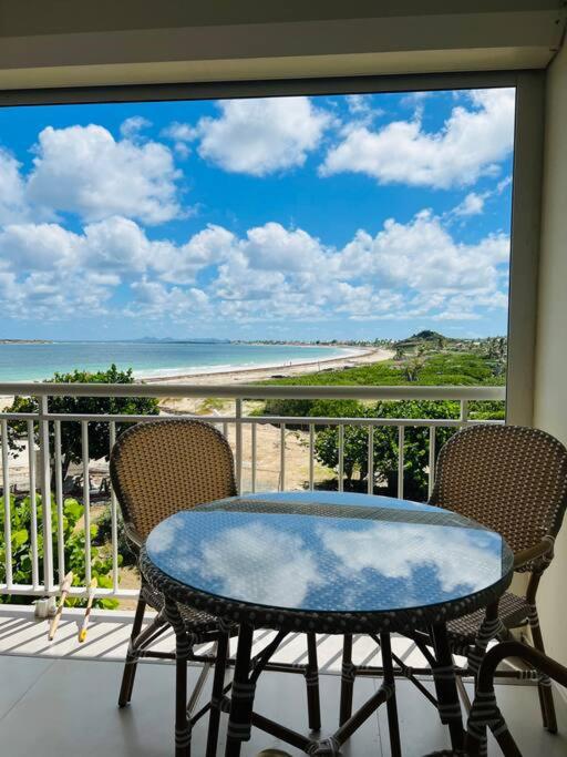 Mont Vernon Secret Magnifique studio sur la plage avec piscine Orient Bay