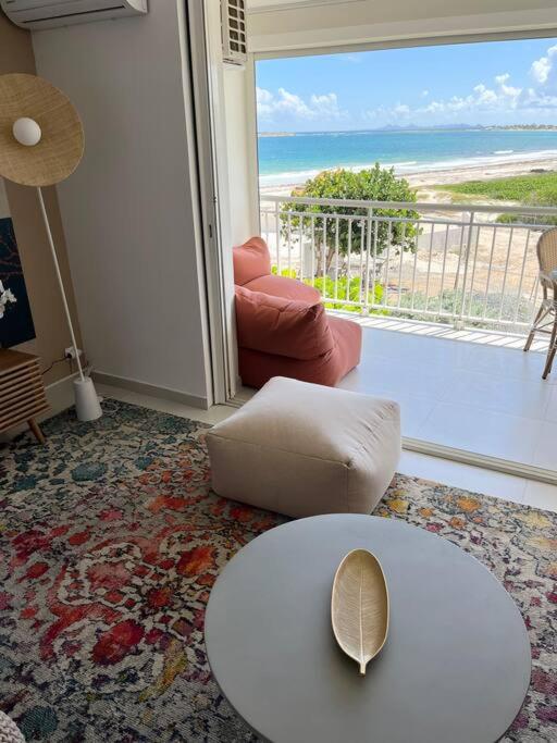 Mont Vernon Secret Magnifique studio sur la plage avec piscine Orient Bay