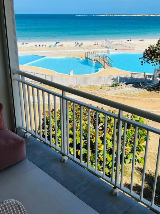 Mont Vernon Secret Magnifique studio sur la plage avec piscine Orient Bay