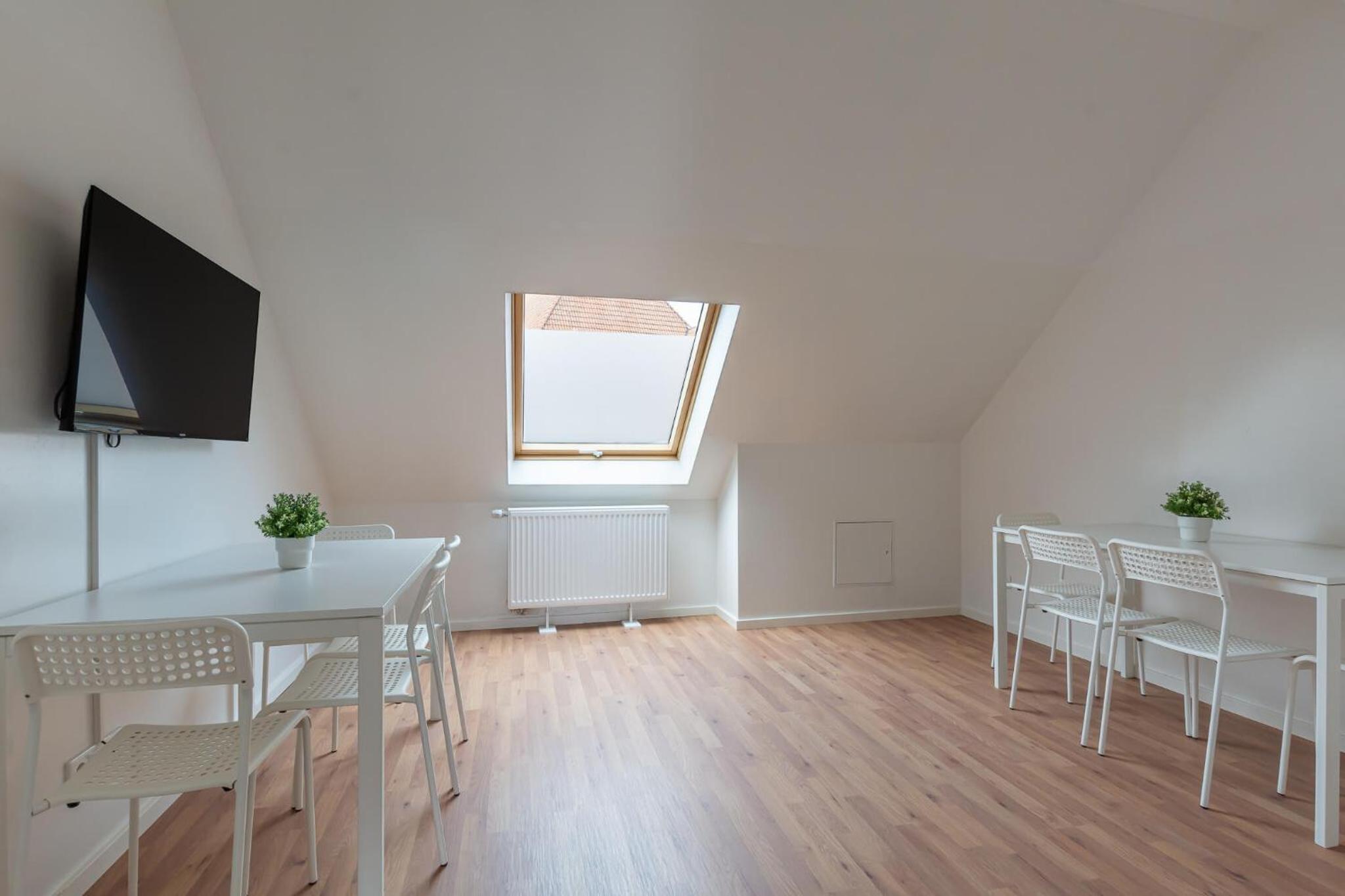 T&K Apartments - DUISBURG - AREAL GOETHE 4 Zimmer Maisonetten mit Privatparkplätzen