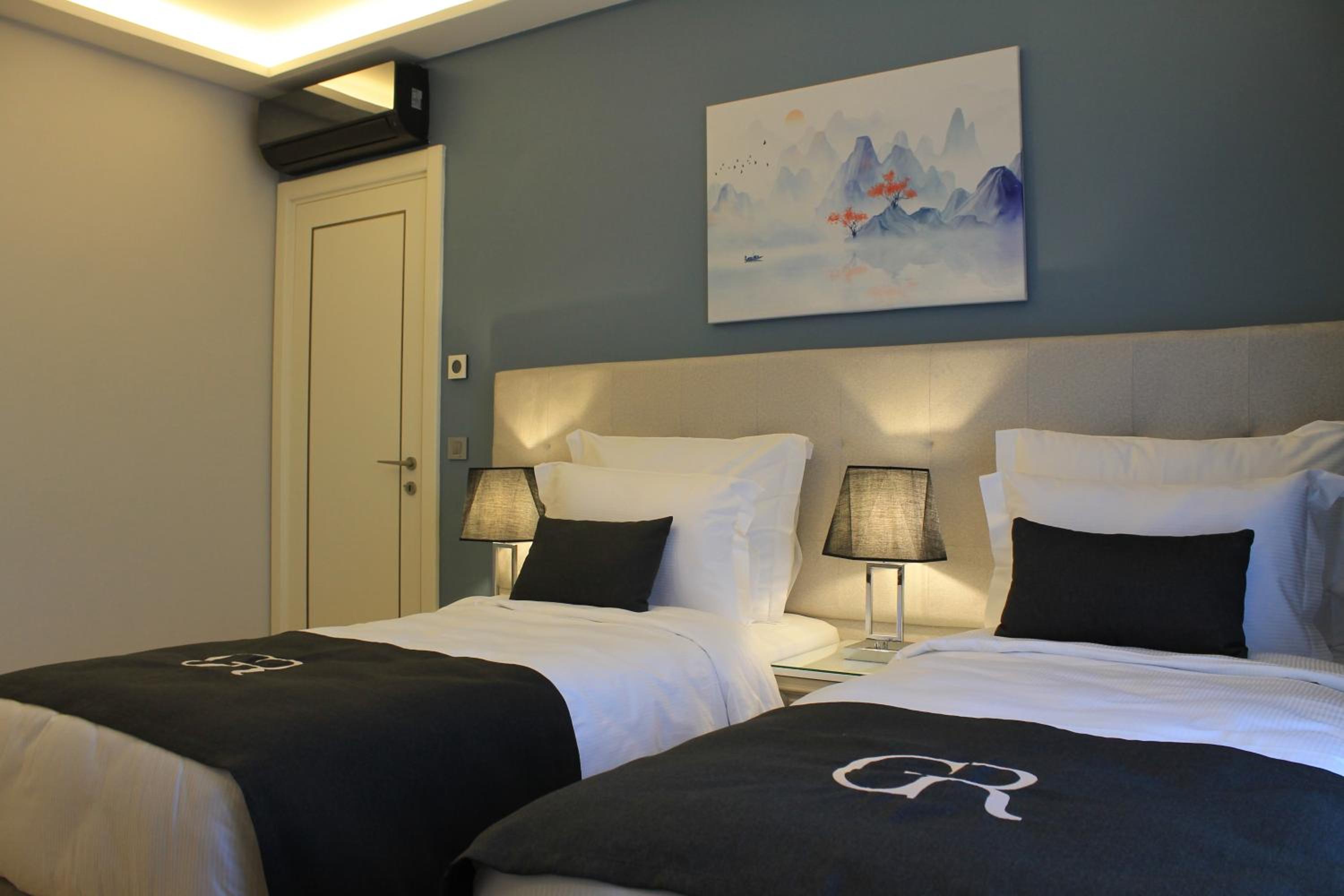 Garlon Residence - Image 169