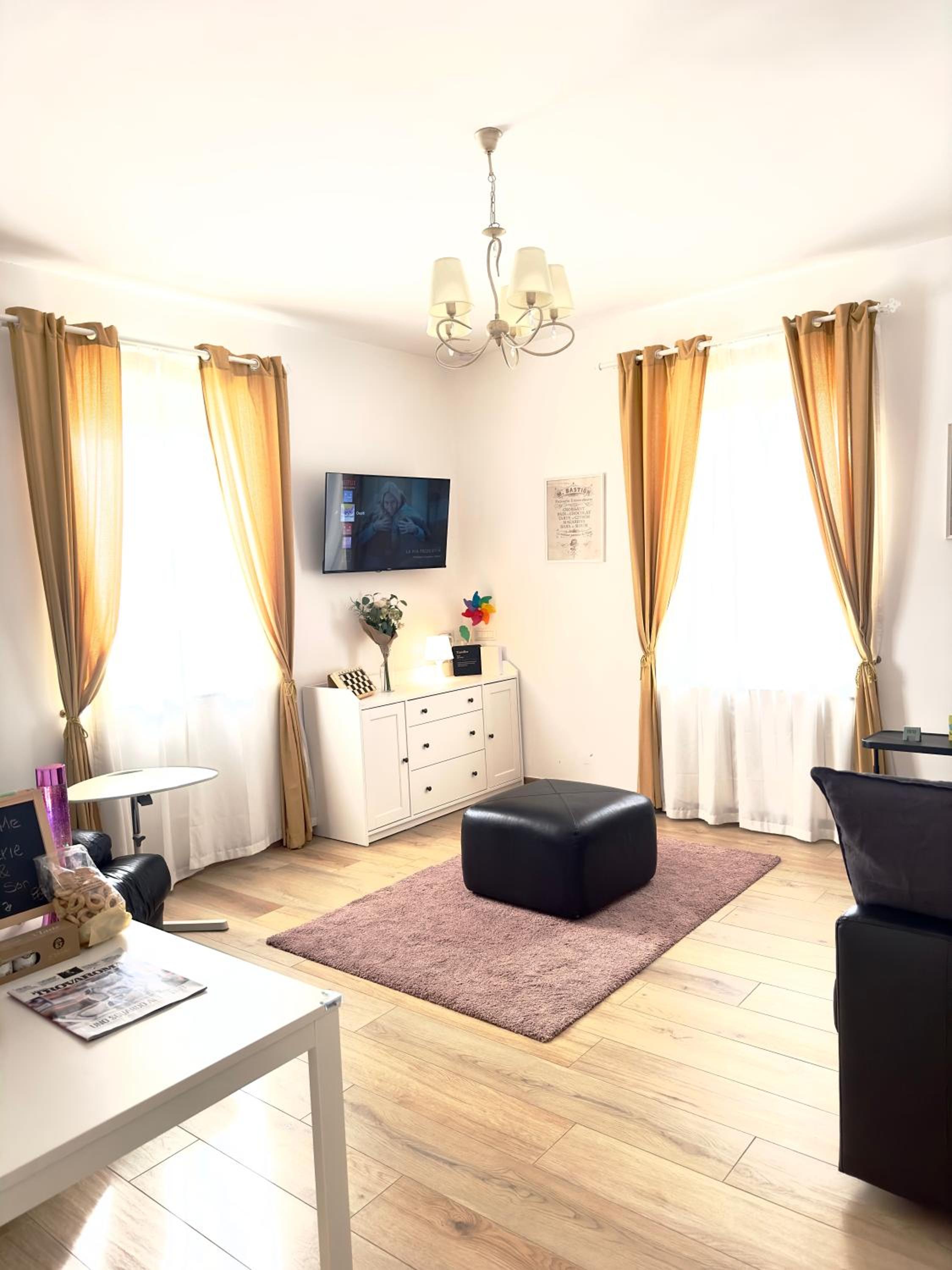 Gemelli-San Pietro-Trastevere-casa con posto auto