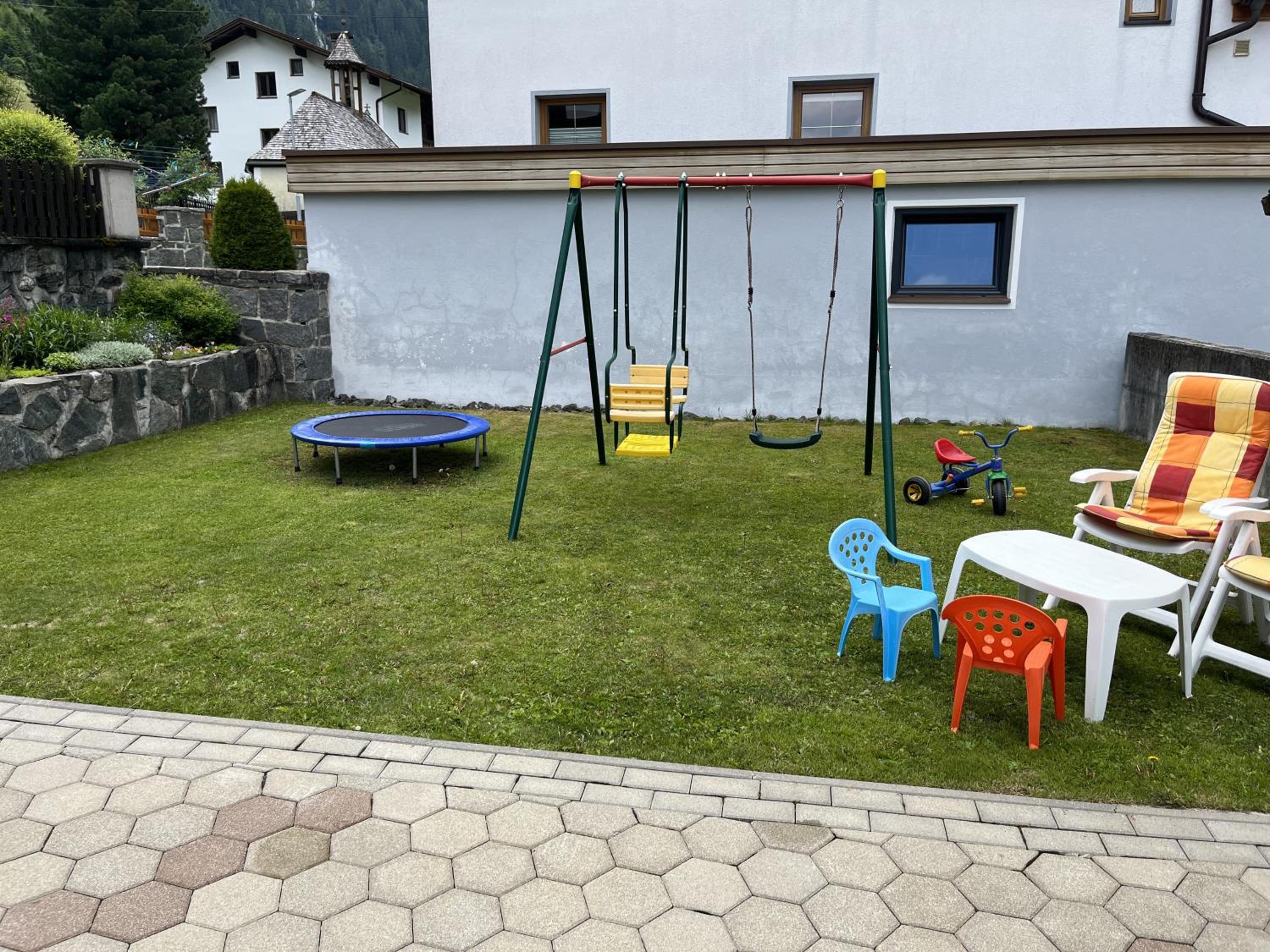 Photo 13
