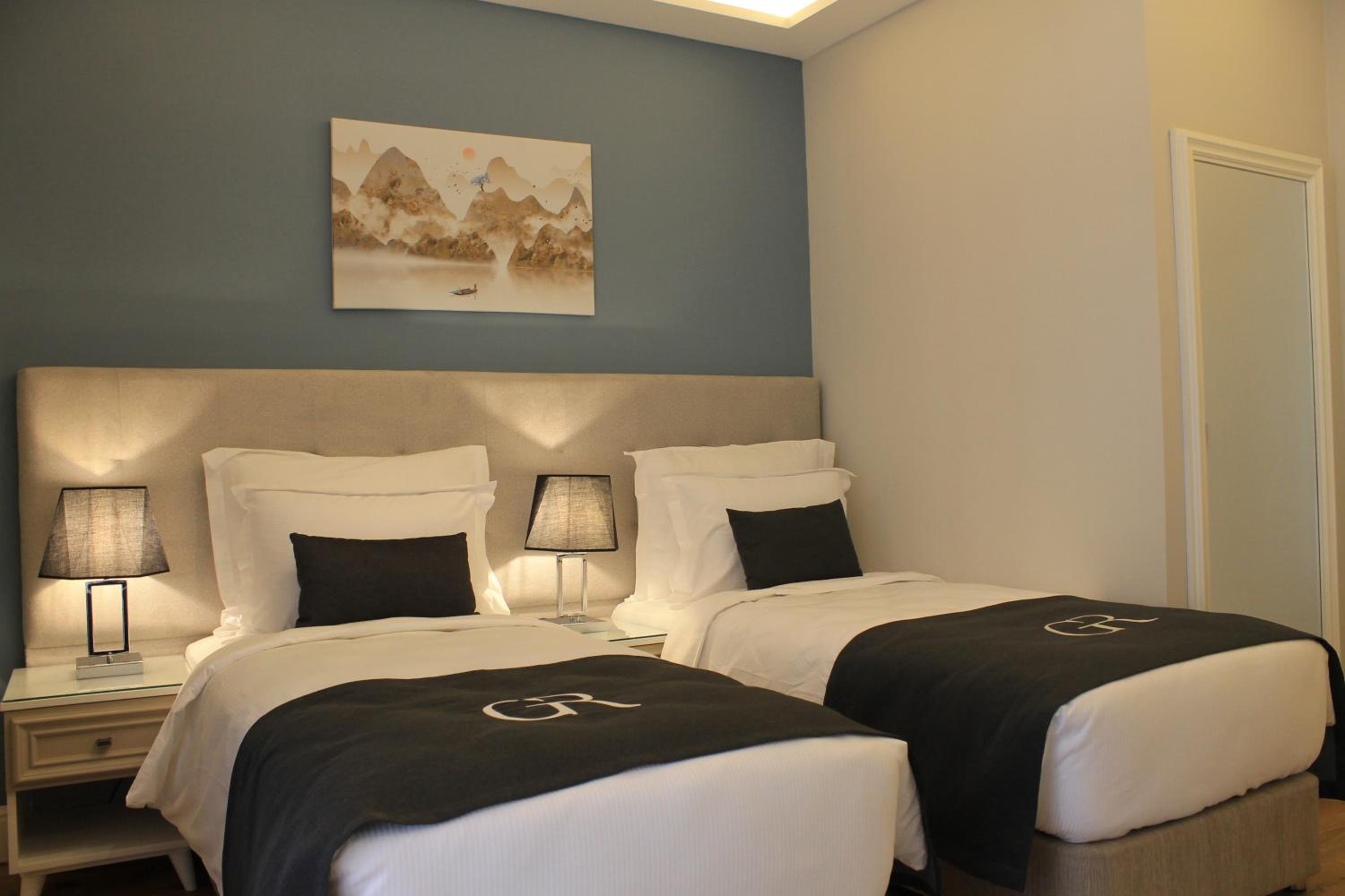 Garlon Residence - Image 192