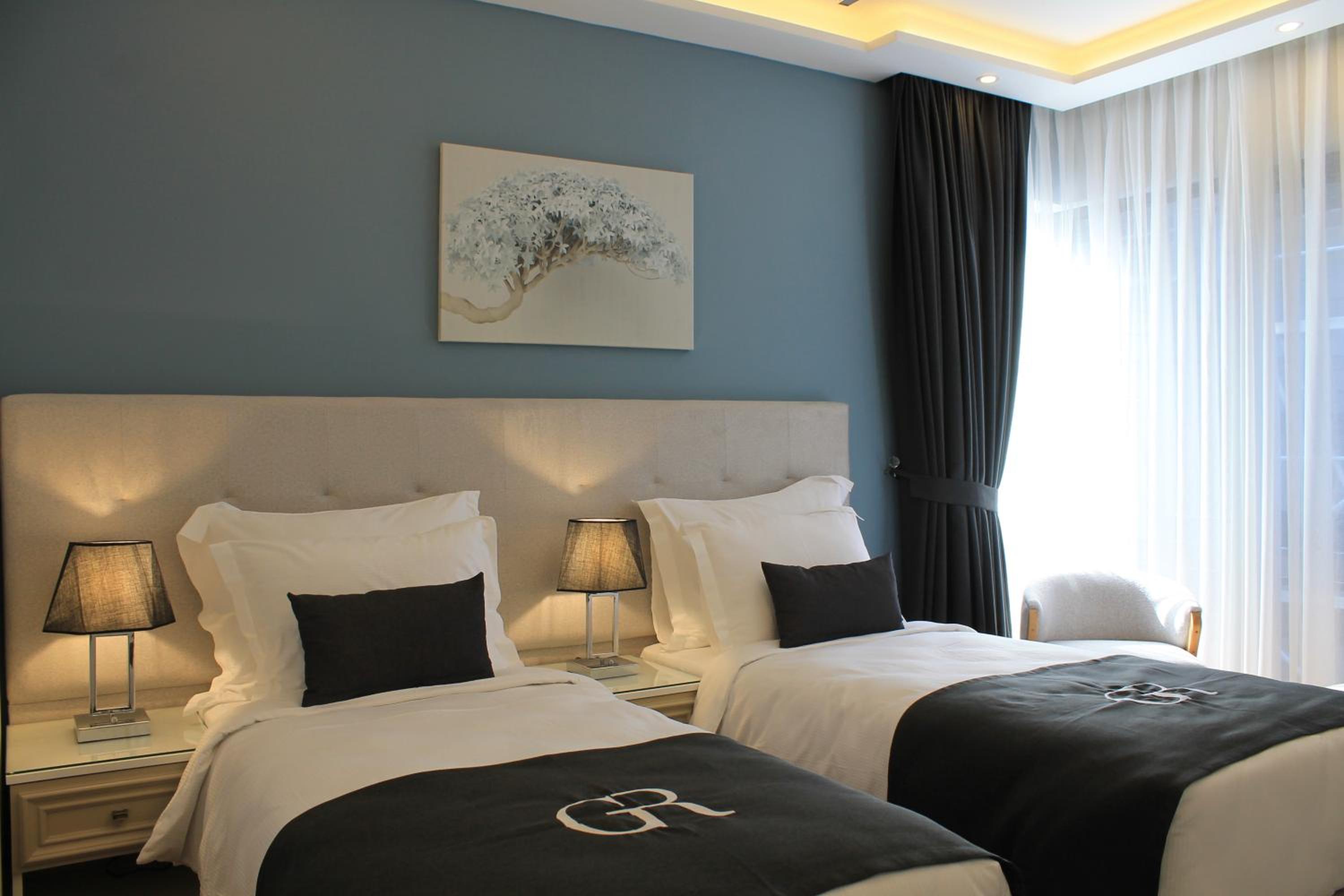 Garlon Residence - Image 198