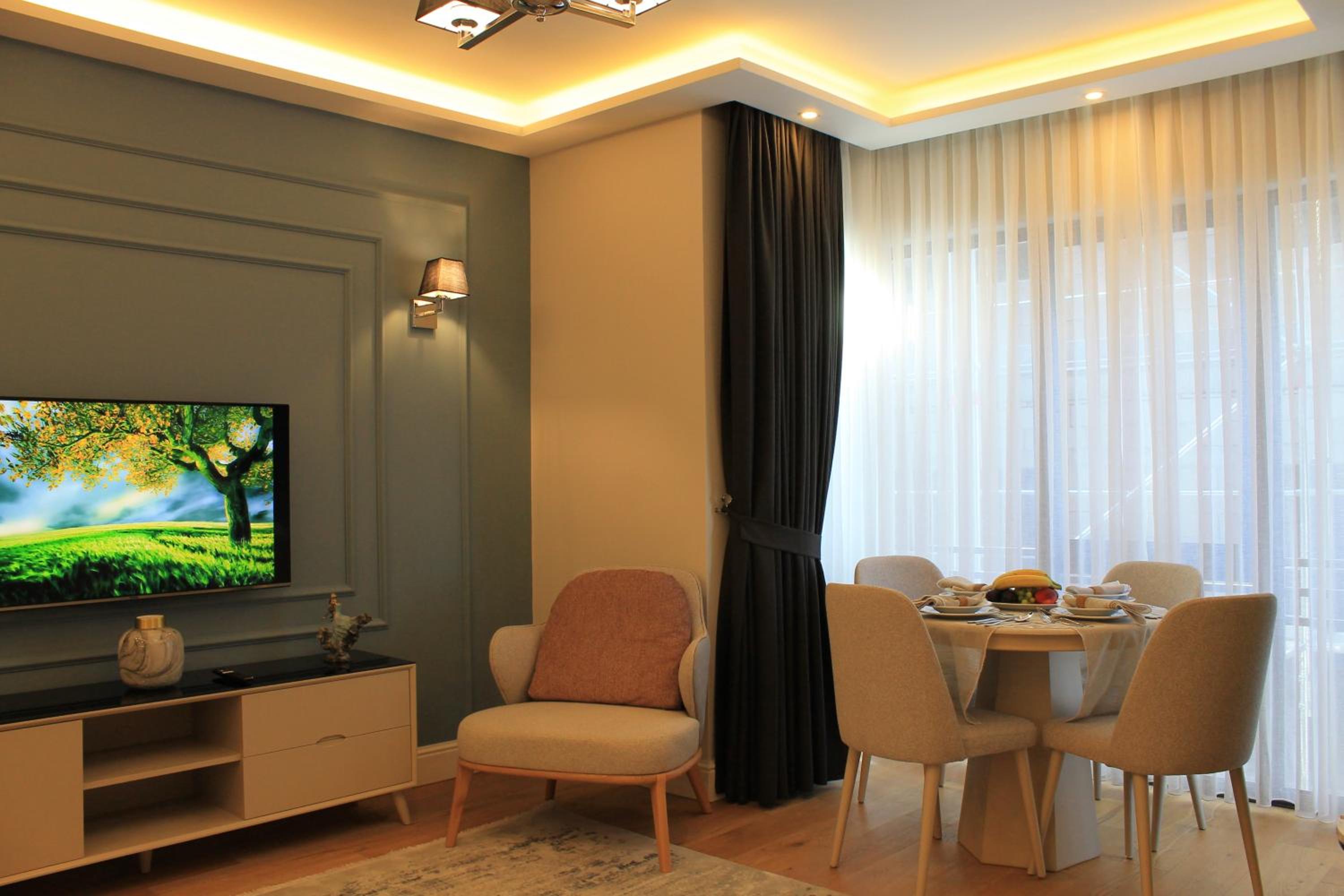 Garlon Residence - Image 199