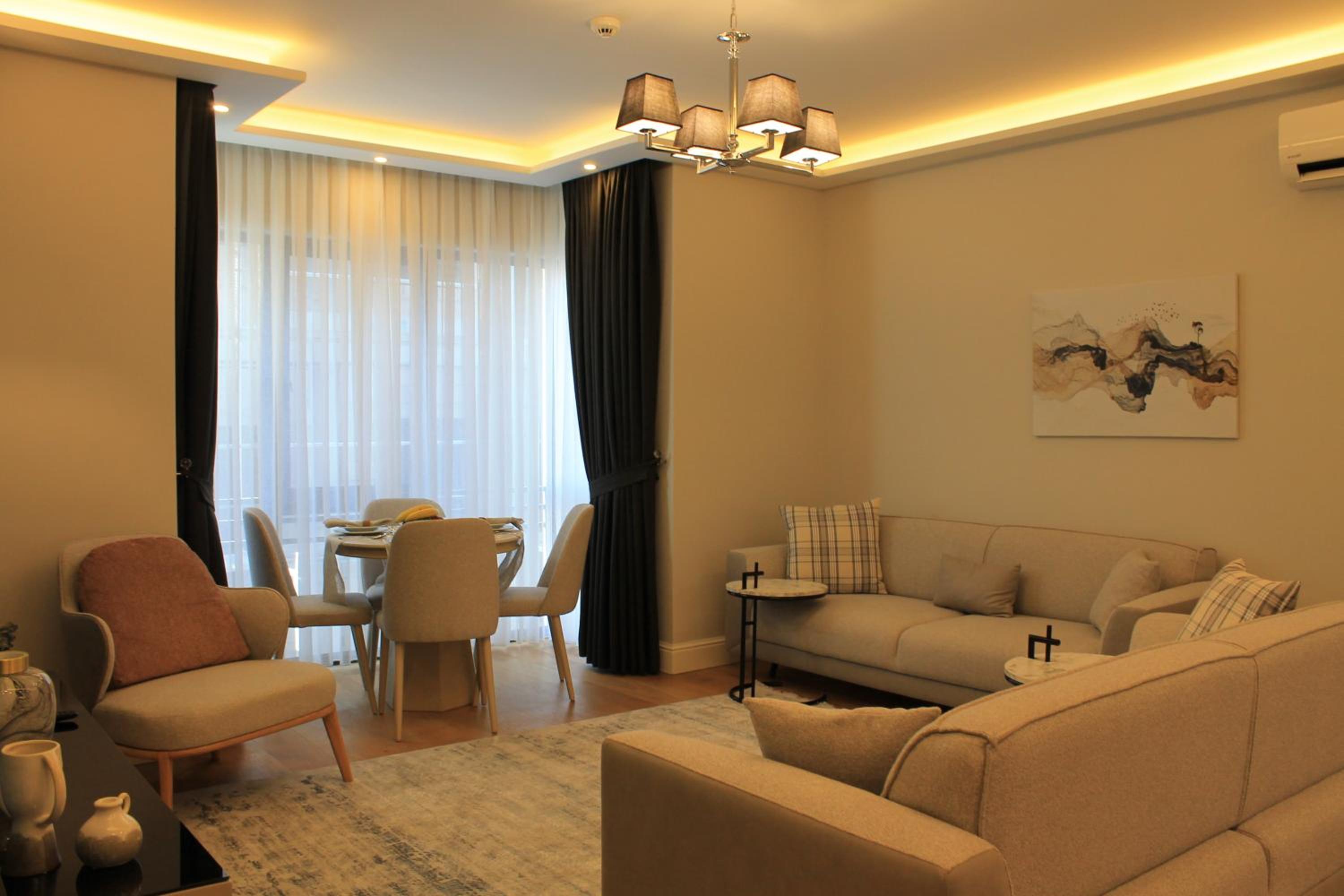 Garlon Residence - Image 204