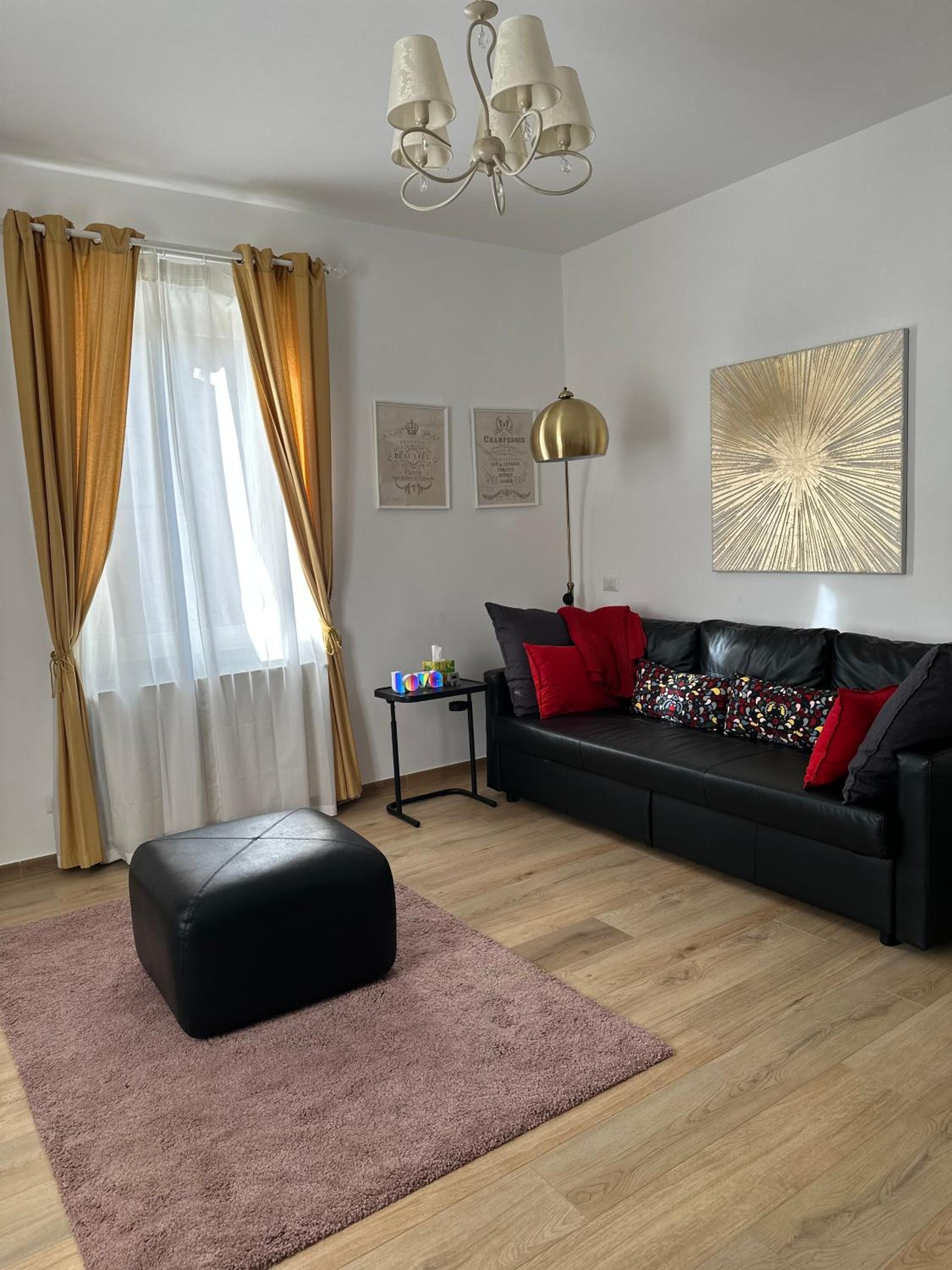 Gemelli-San Pietro-Trastevere-casa con posto auto