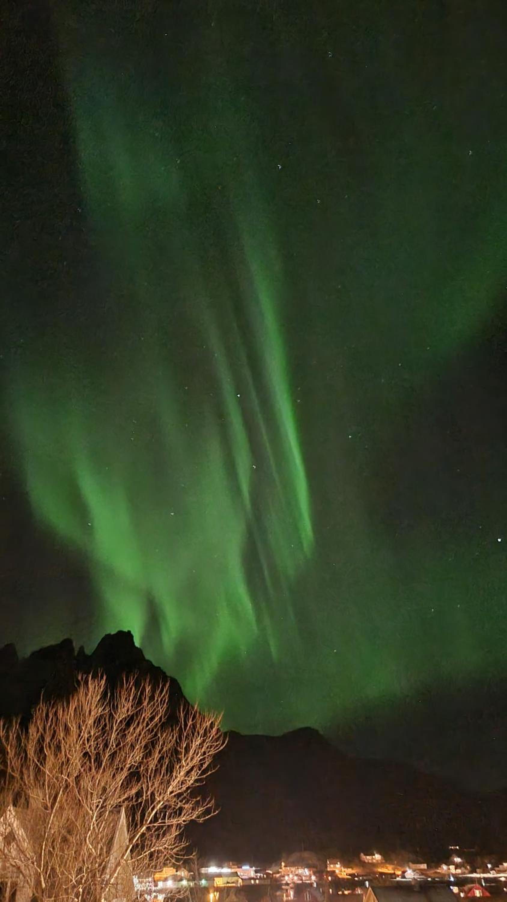 Lofoten Overnatting - Ballstad view 2