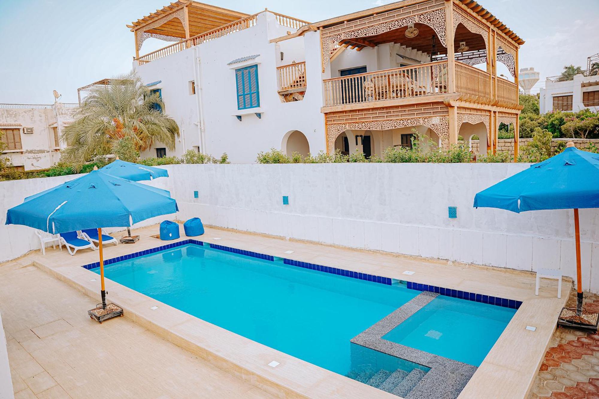 Tunis Oasis 4 Bedrooms private villa with private pool