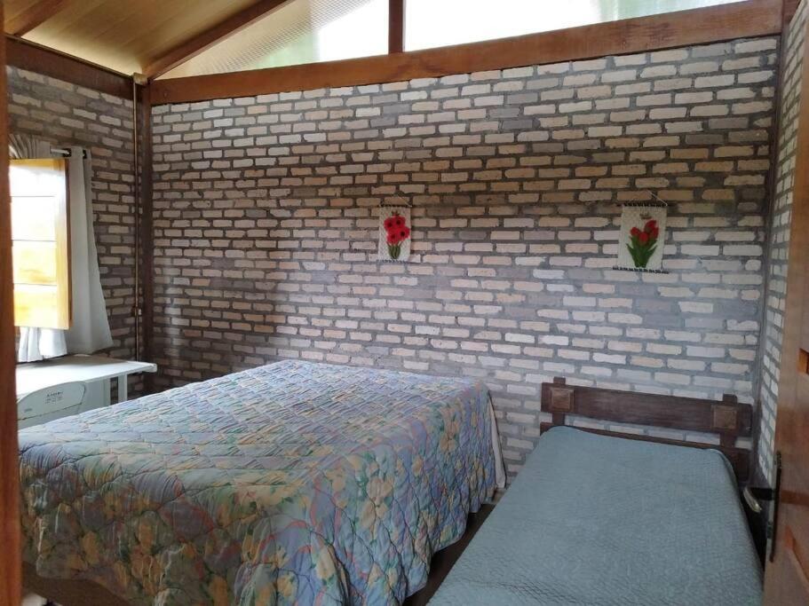 Sitio com jaccuzi, fogão a lenha
