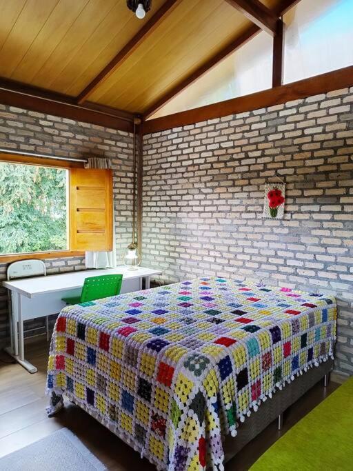 Sitio com jaccuzi, fogão a lenha